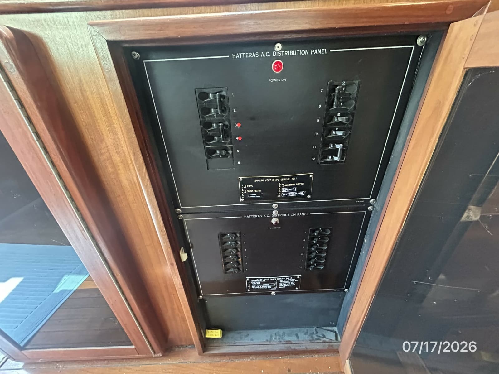 48' Hatteras electrical panel3