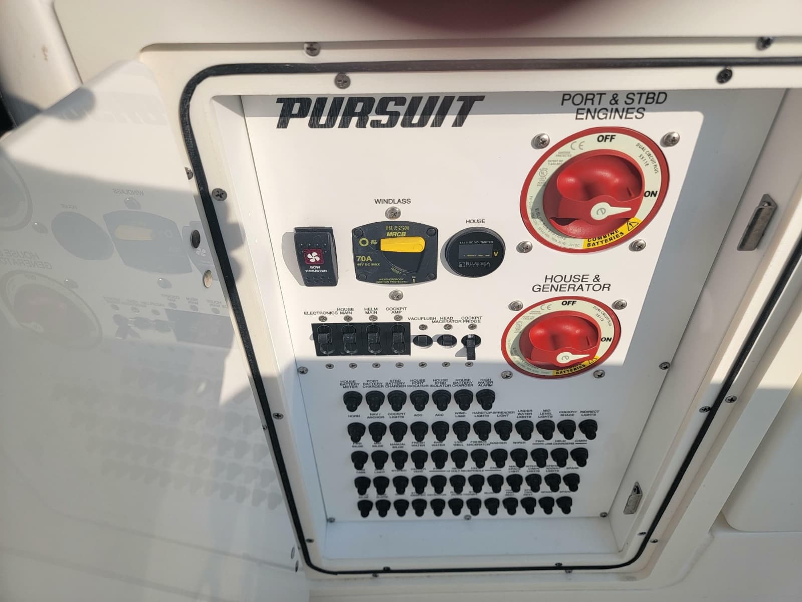 2023 Pursuit S 328 Sport