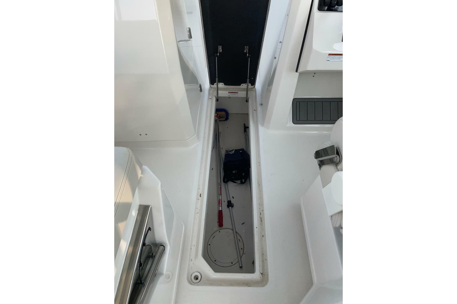 2023 Sailfish 276 DC