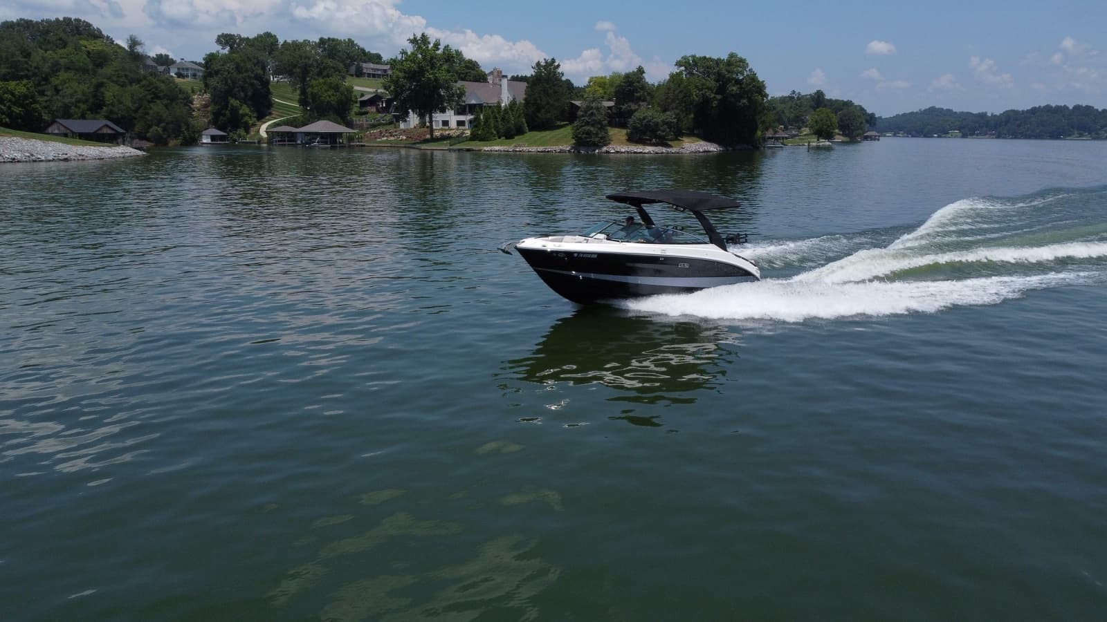 2023 Sea Ray SLX 260 Surf