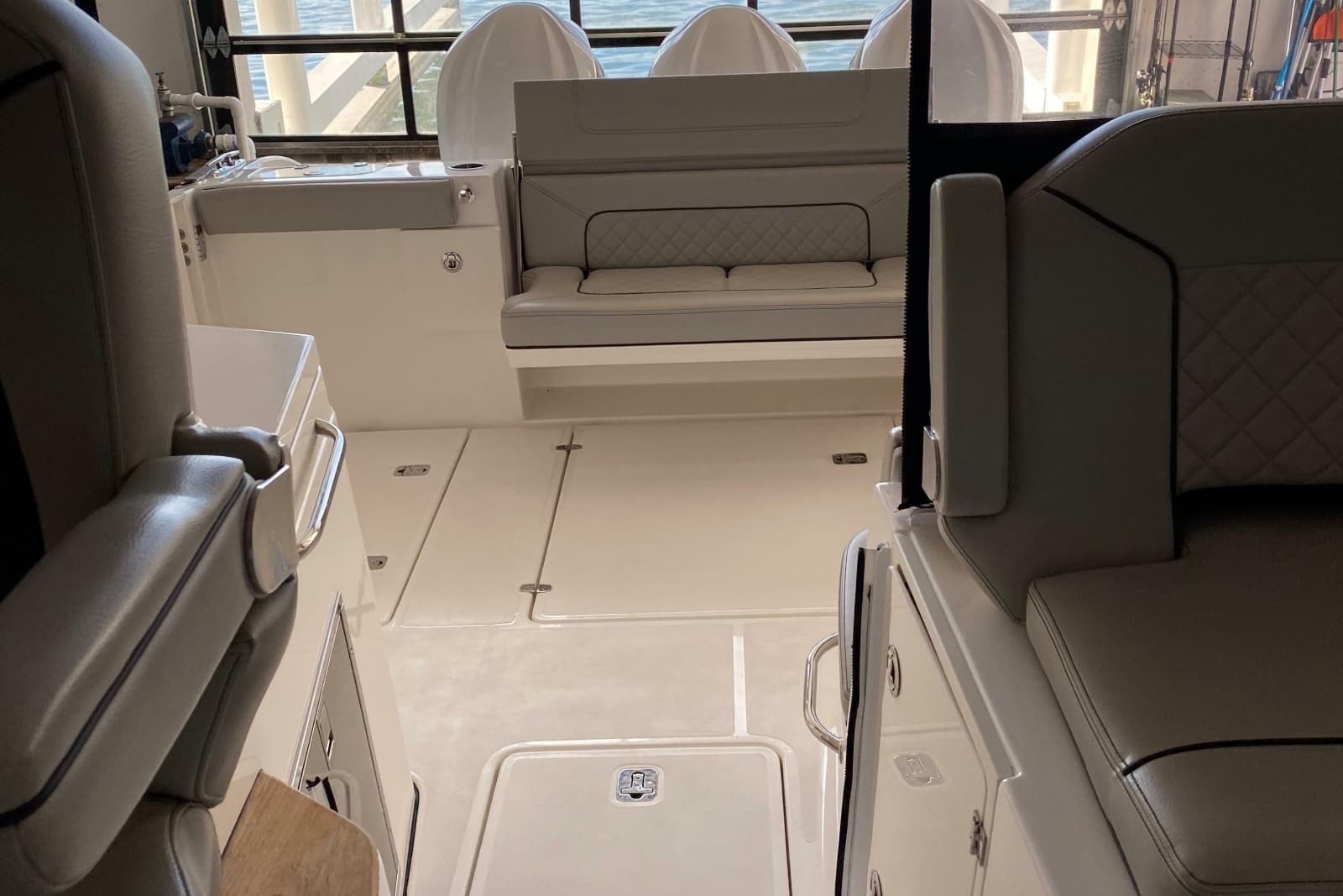 2022 Pursuit DC 365 Dual Console