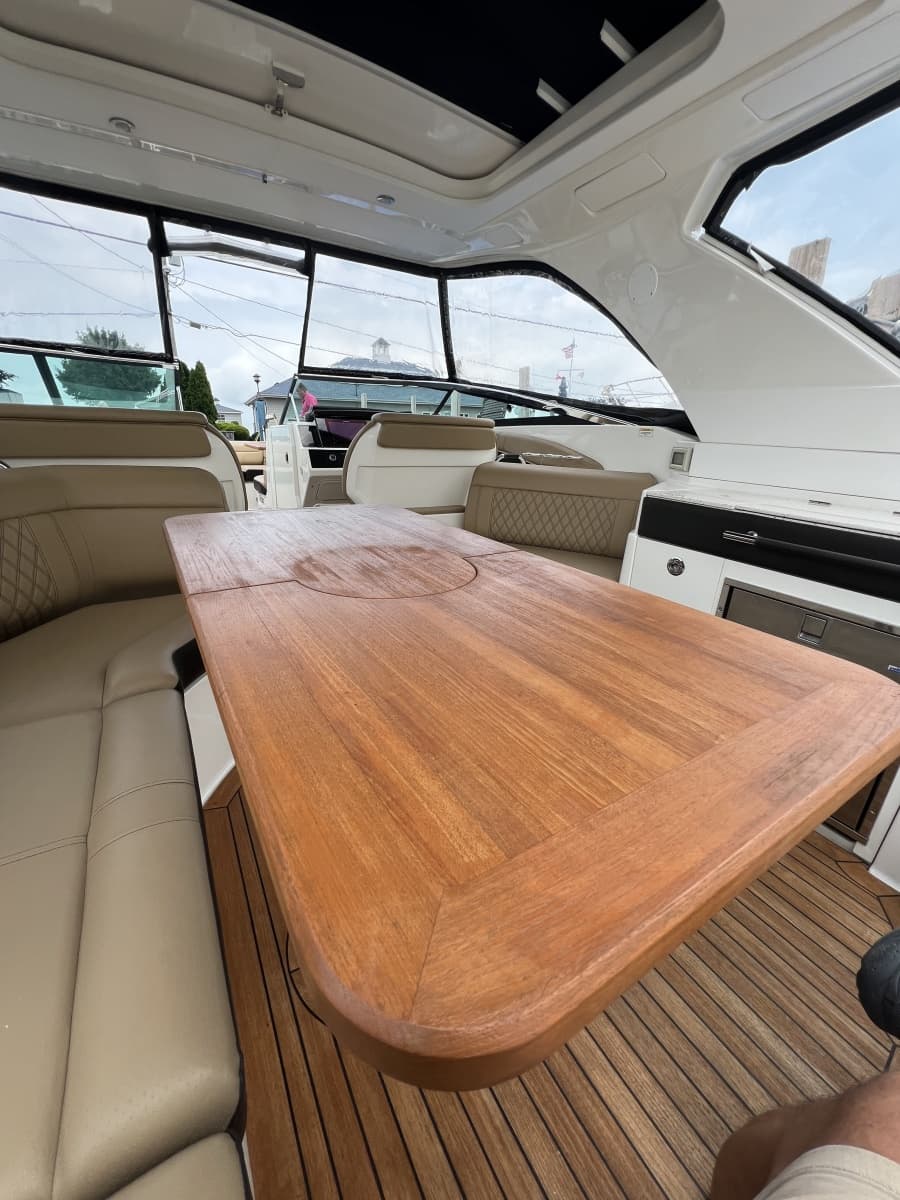 2020 Sea Ray 350 SLX