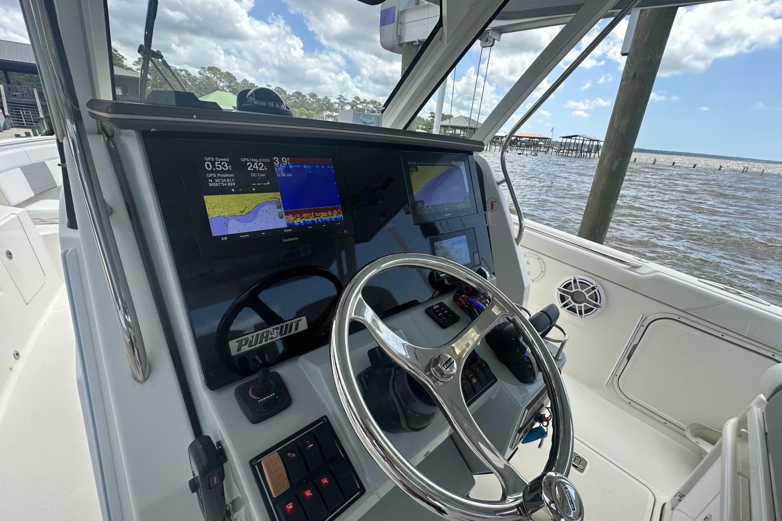 2021 Pursuit S 328 Sport