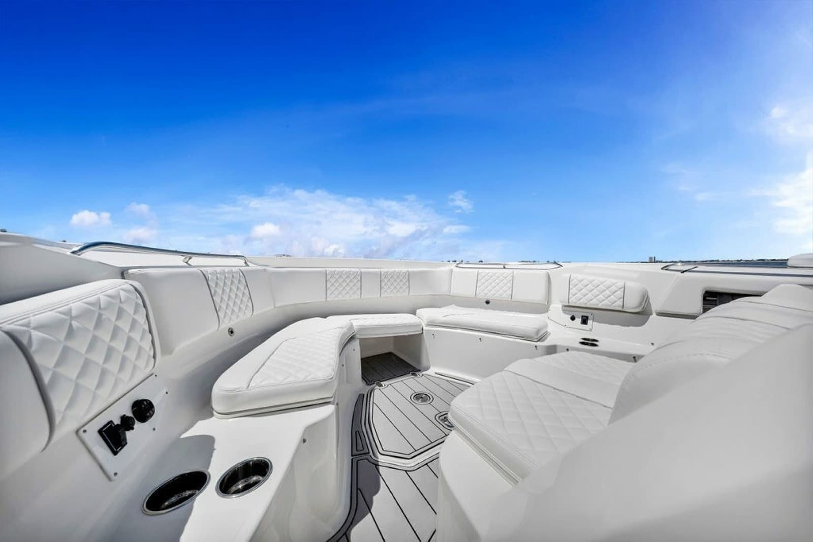 2021 Pursuit S 378 Sport