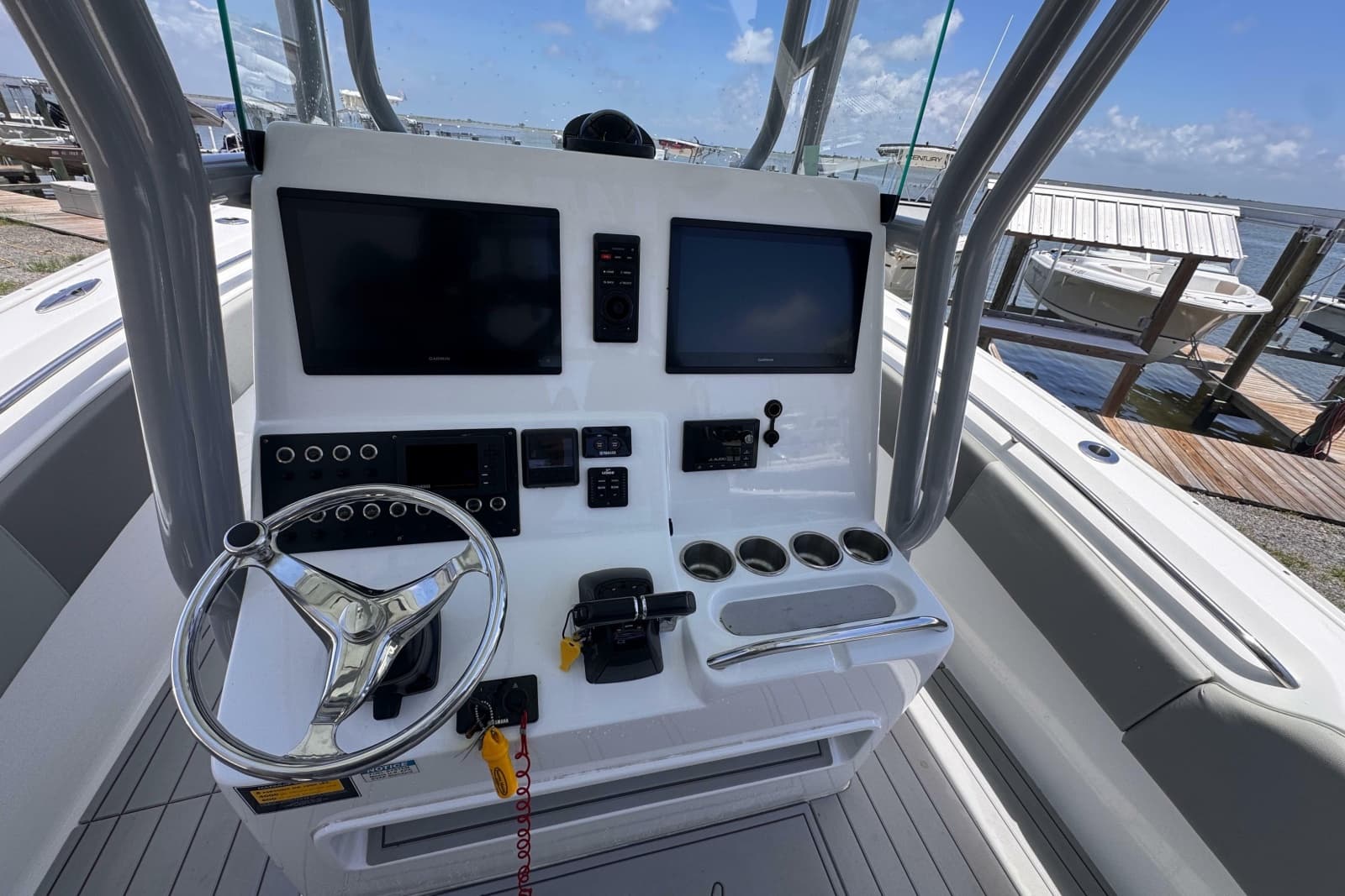 2020 Cape Horn 32XS
