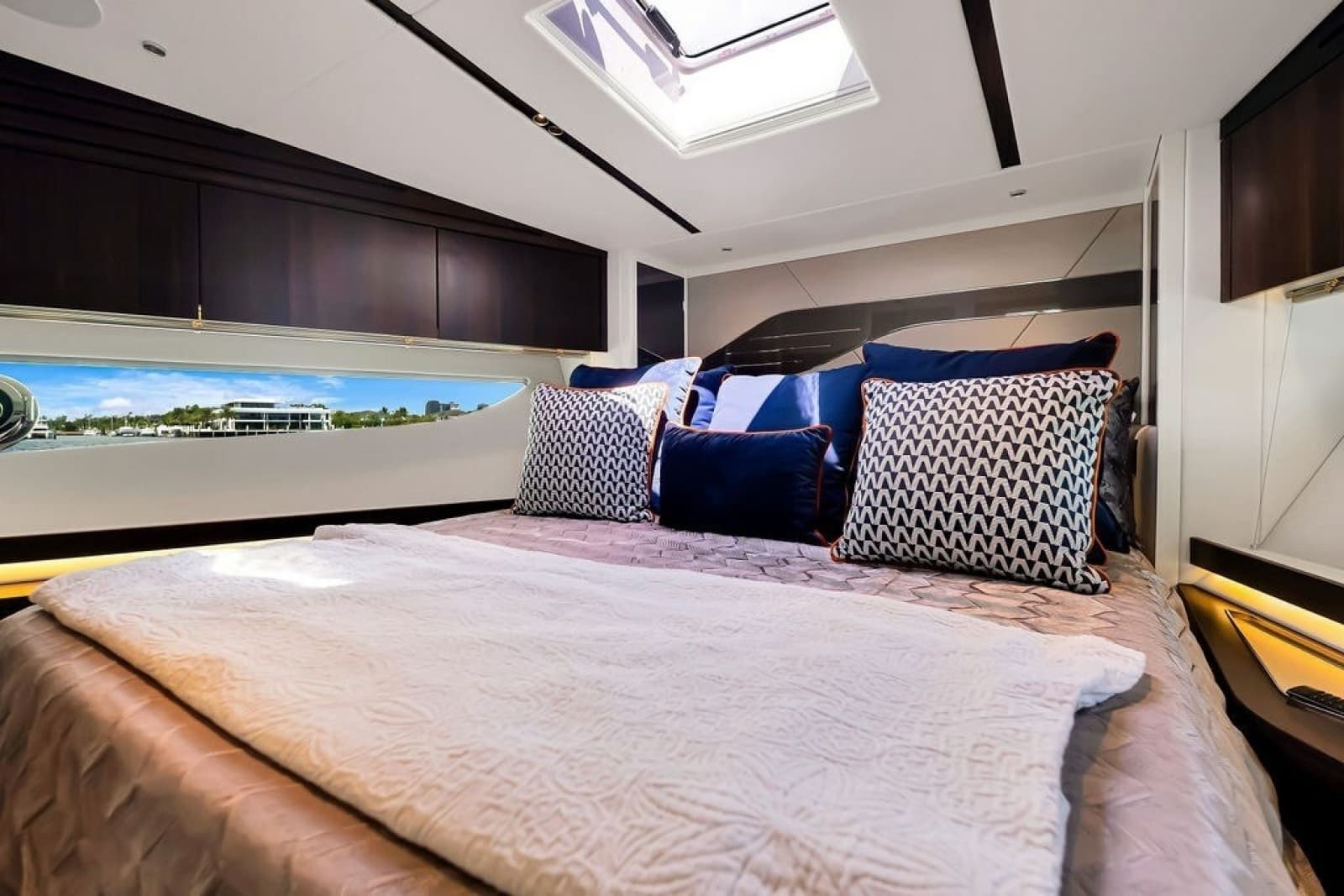 2020 Sunseeker Predator 60 EVO