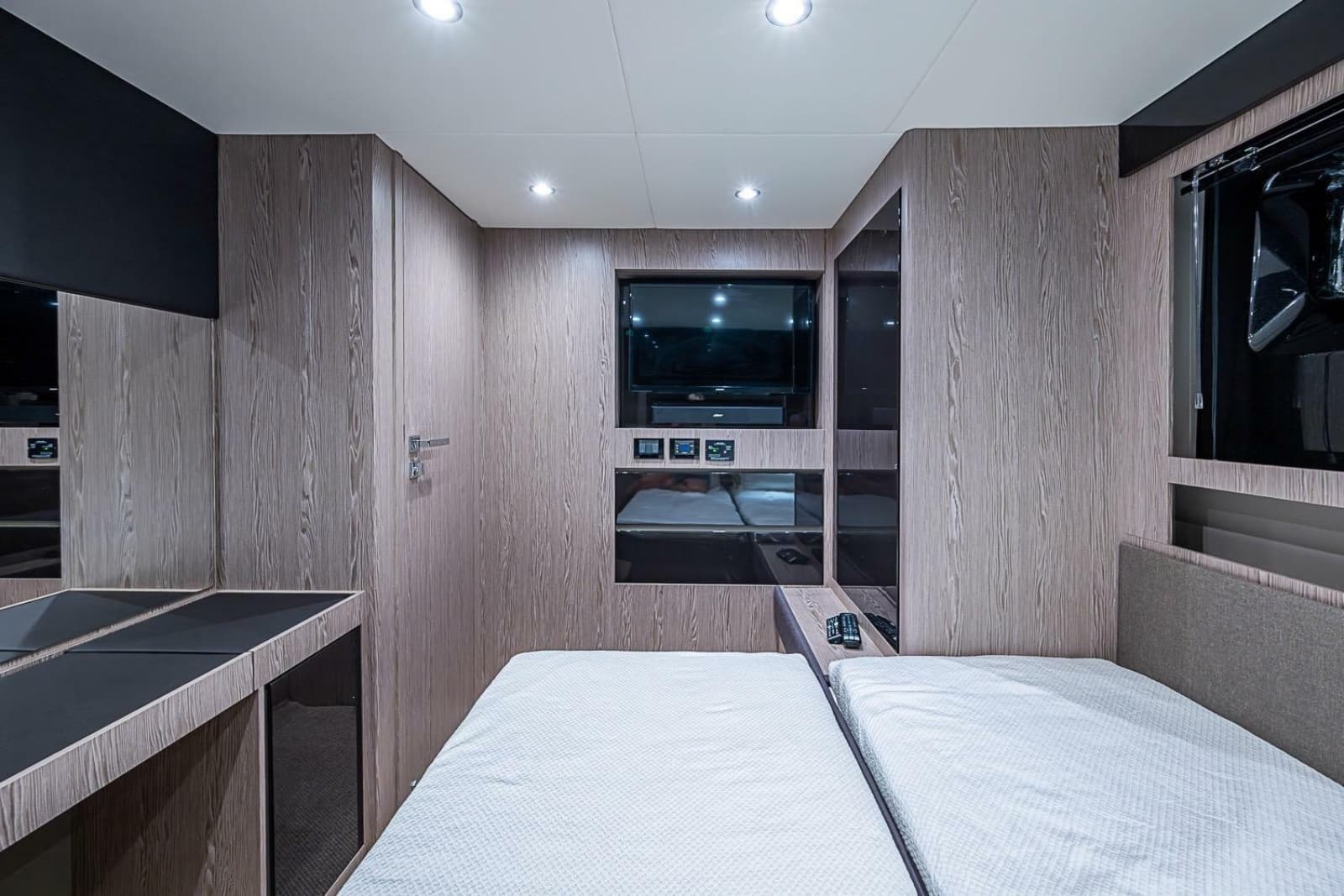 2019 Azimut Atlantis 51