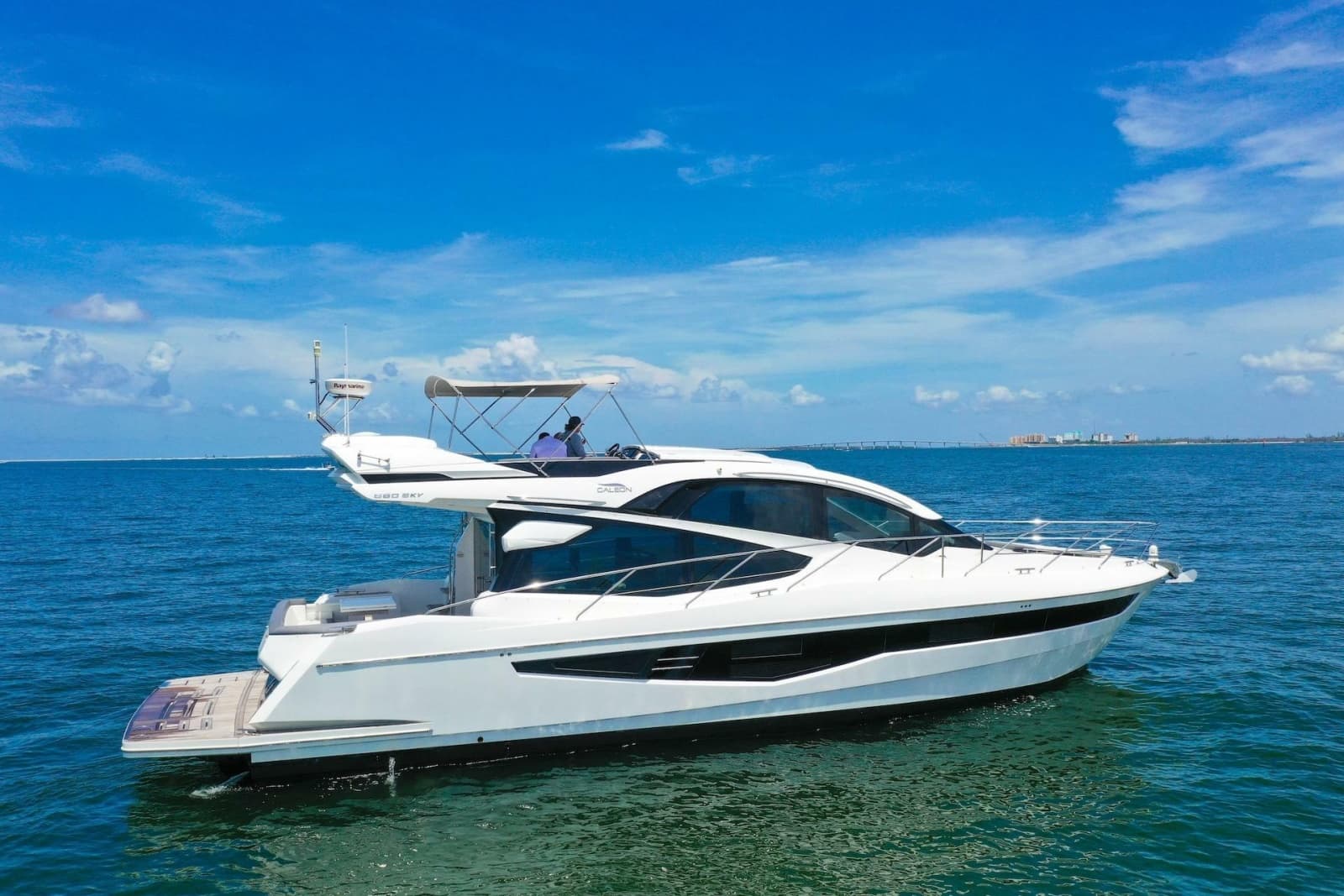 2019 Galeon 560 Sky
