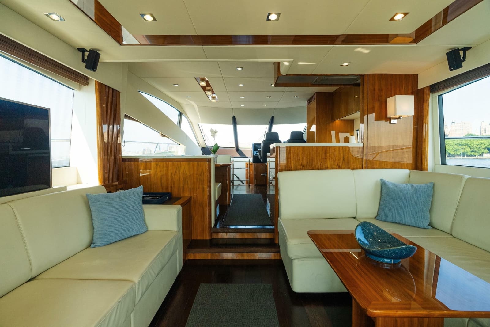 2016 Sunseeker Manhattan 65