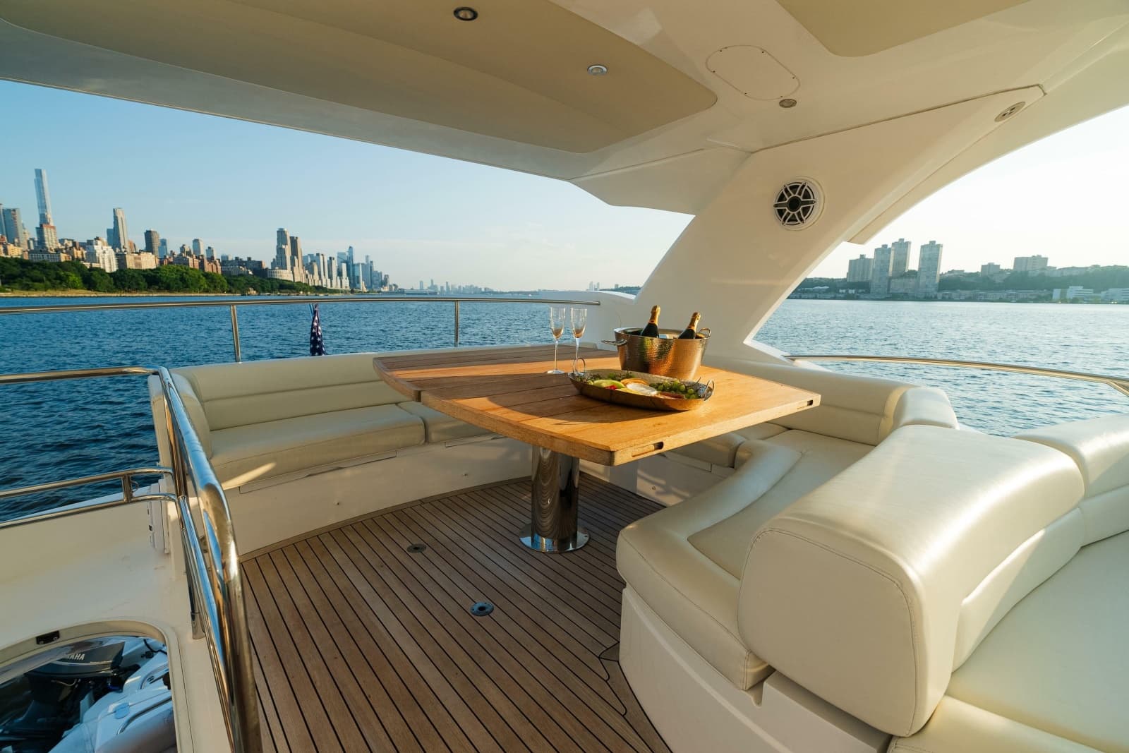 2016 Sunseeker Manhattan 65