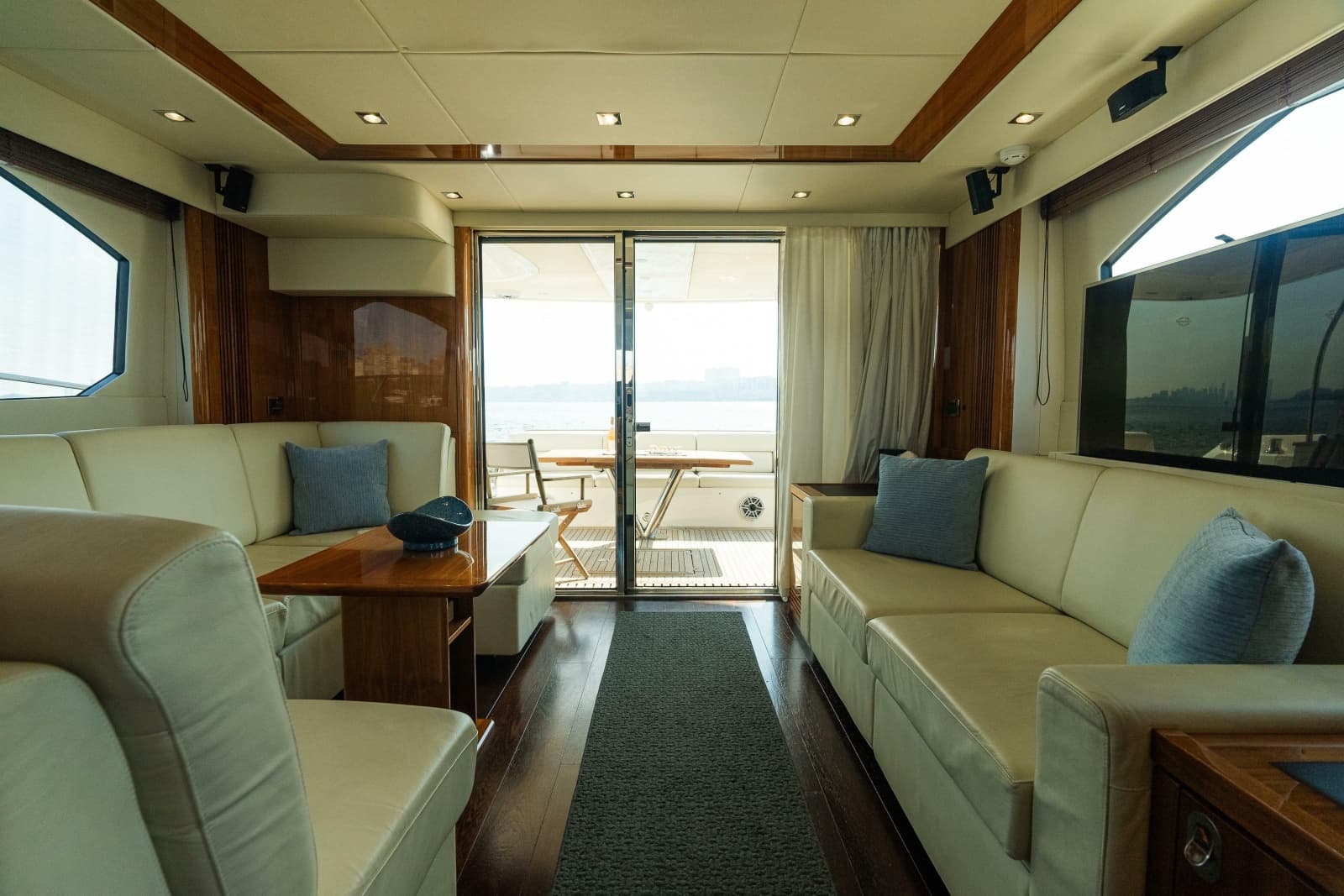 2016 Sunseeker Manhattan 65