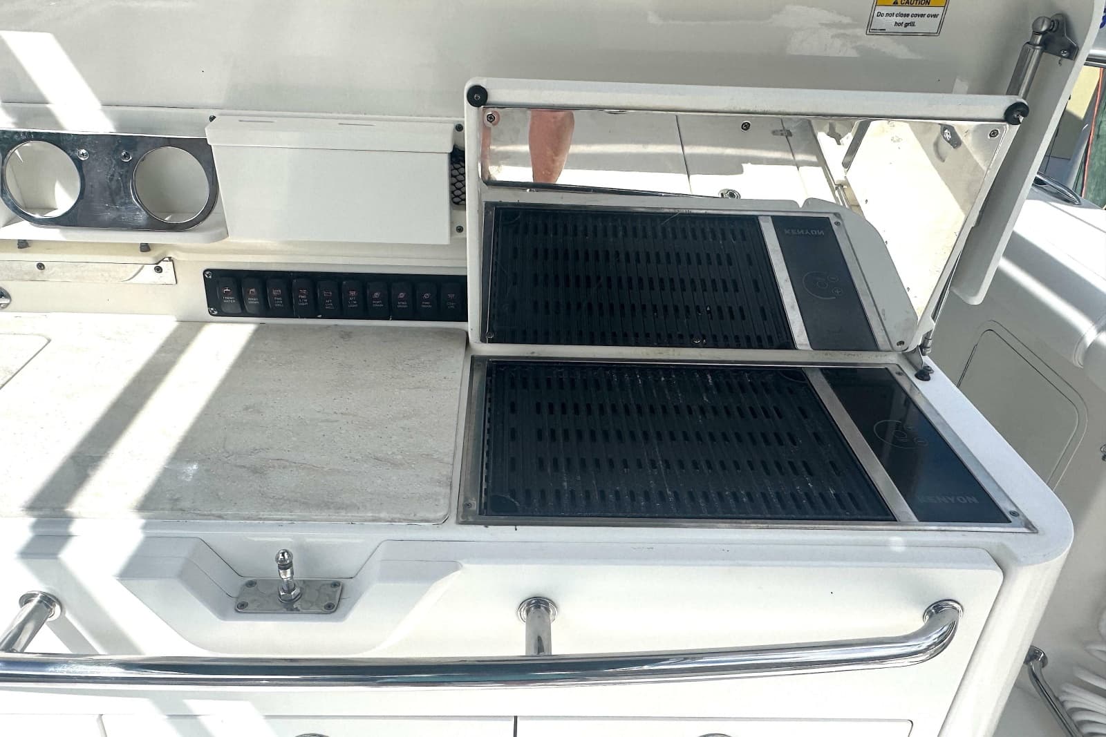 2014 Boston Whaler 350 Outrage