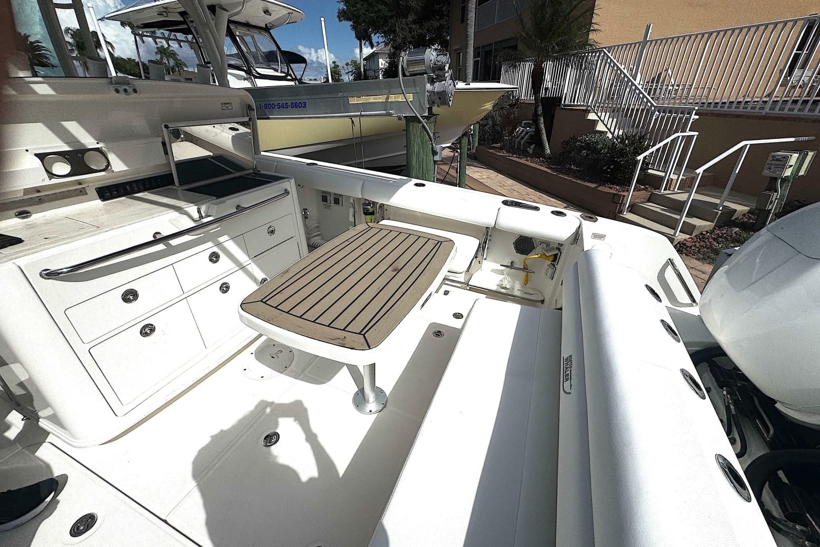 2014 Boston Whaler 350 Outrage