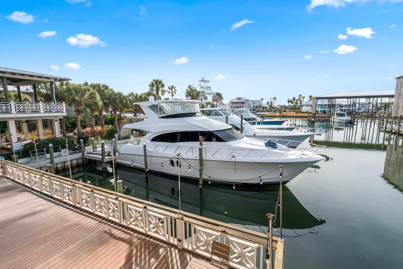 2013 Hatteras 60 Motor Yacht