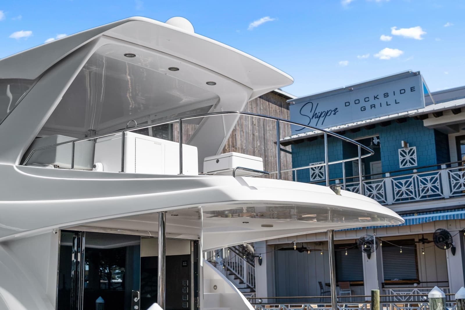 2013 Hatteras 60 Motor Yacht