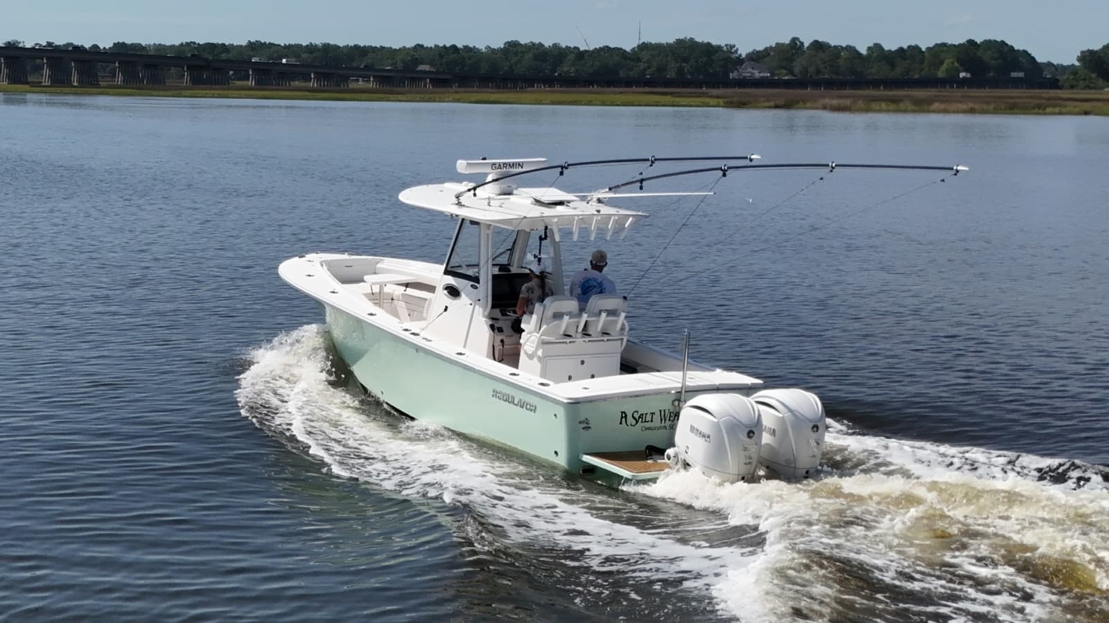 2025 Regulator Center Console