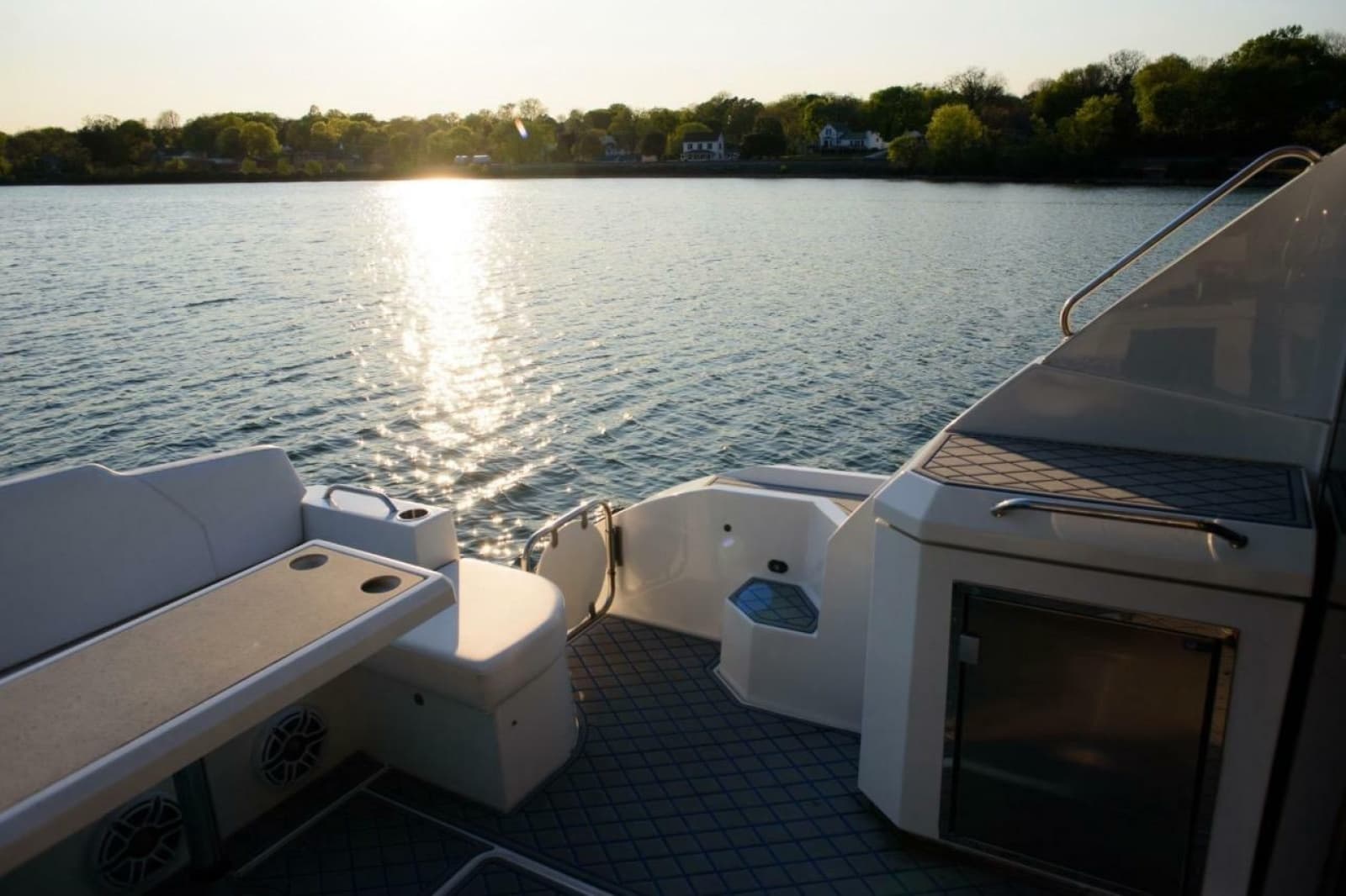 2012 Cruisers Yachts 48 Cantius