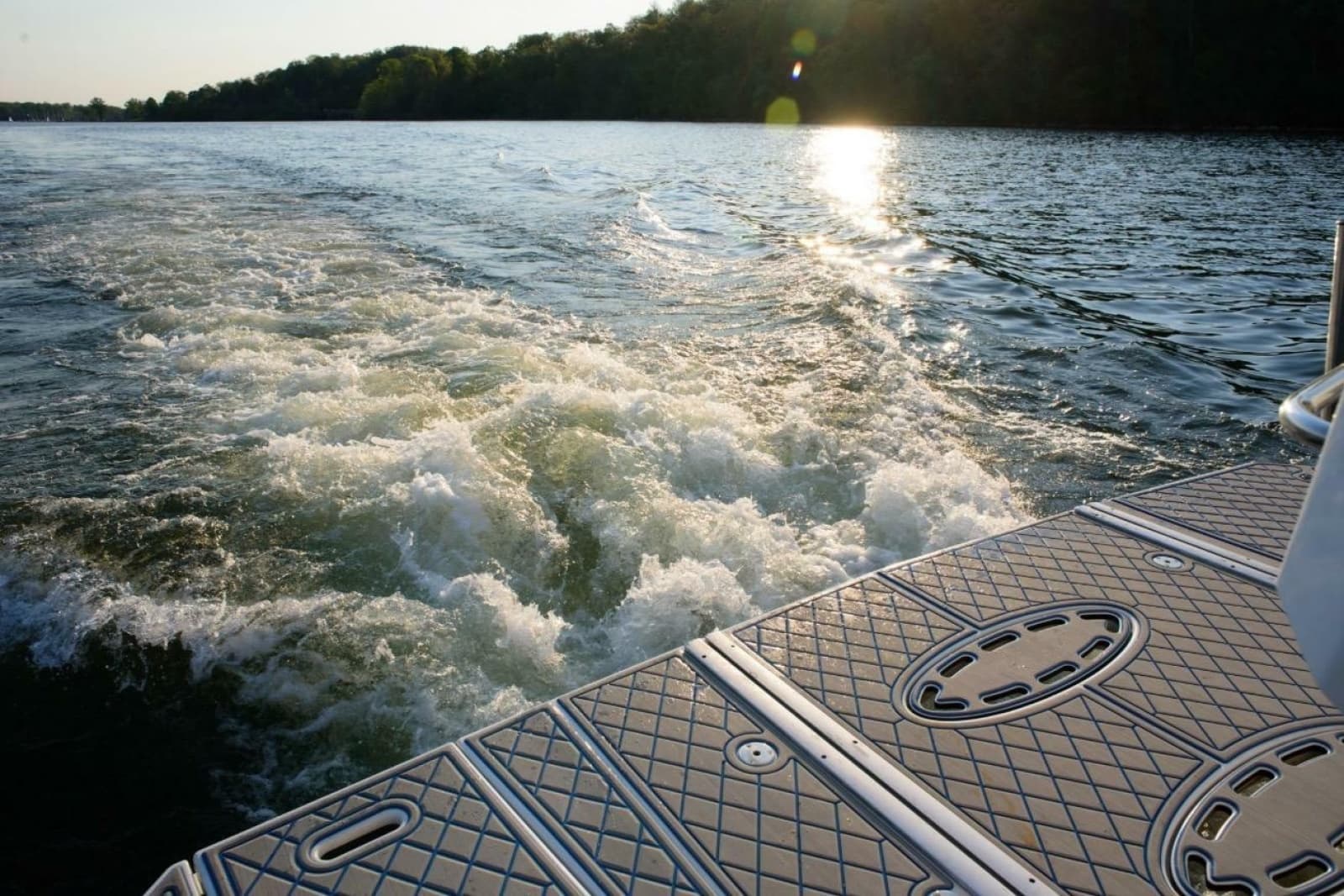 2012 Cruisers Yachts 48 Cantius