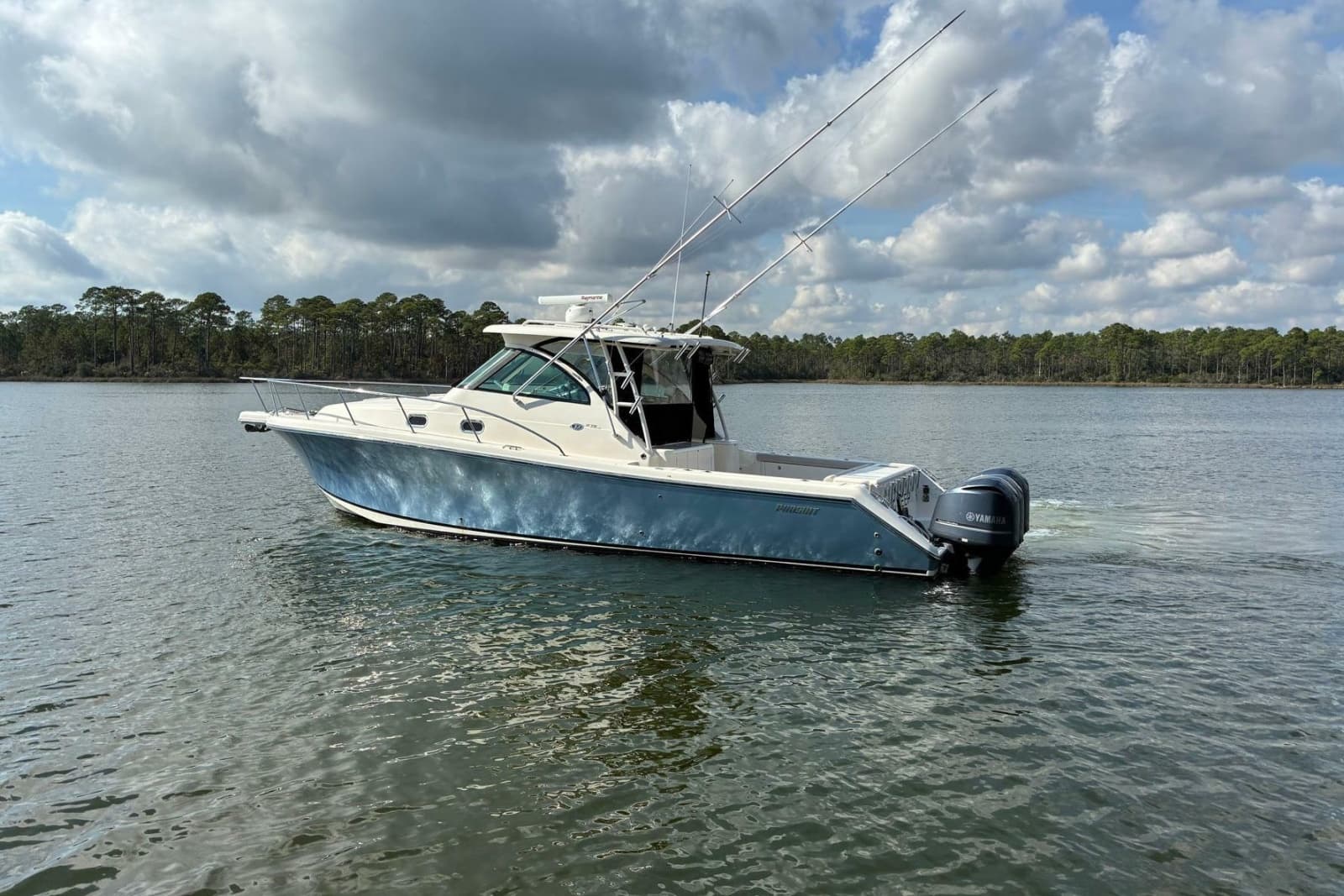 2011 Pursuit OS 375 Offshore
