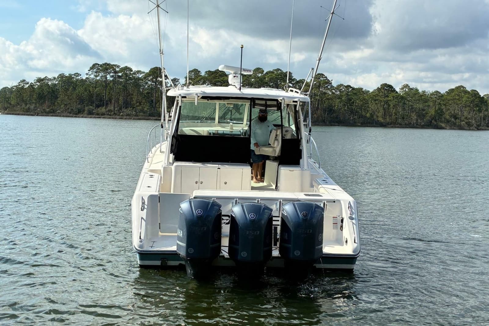 2011 Pursuit OS 375 Offshore