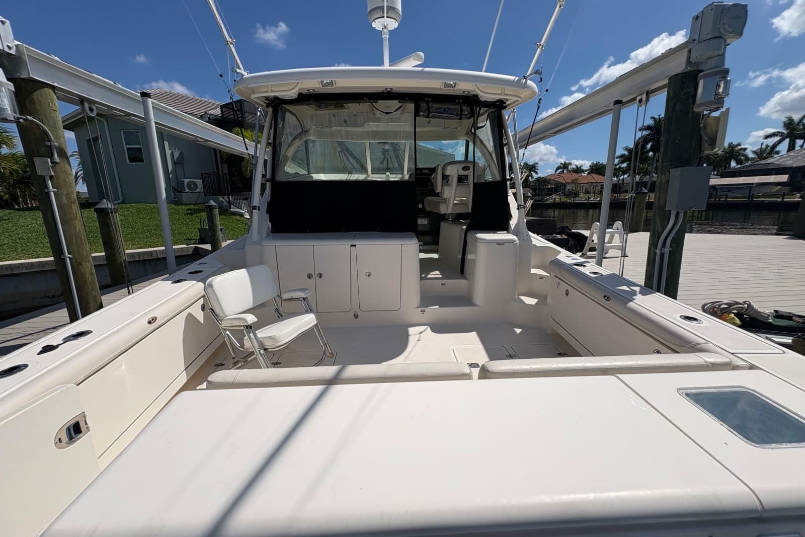 2011 Pursuit OS 375 Offshore
