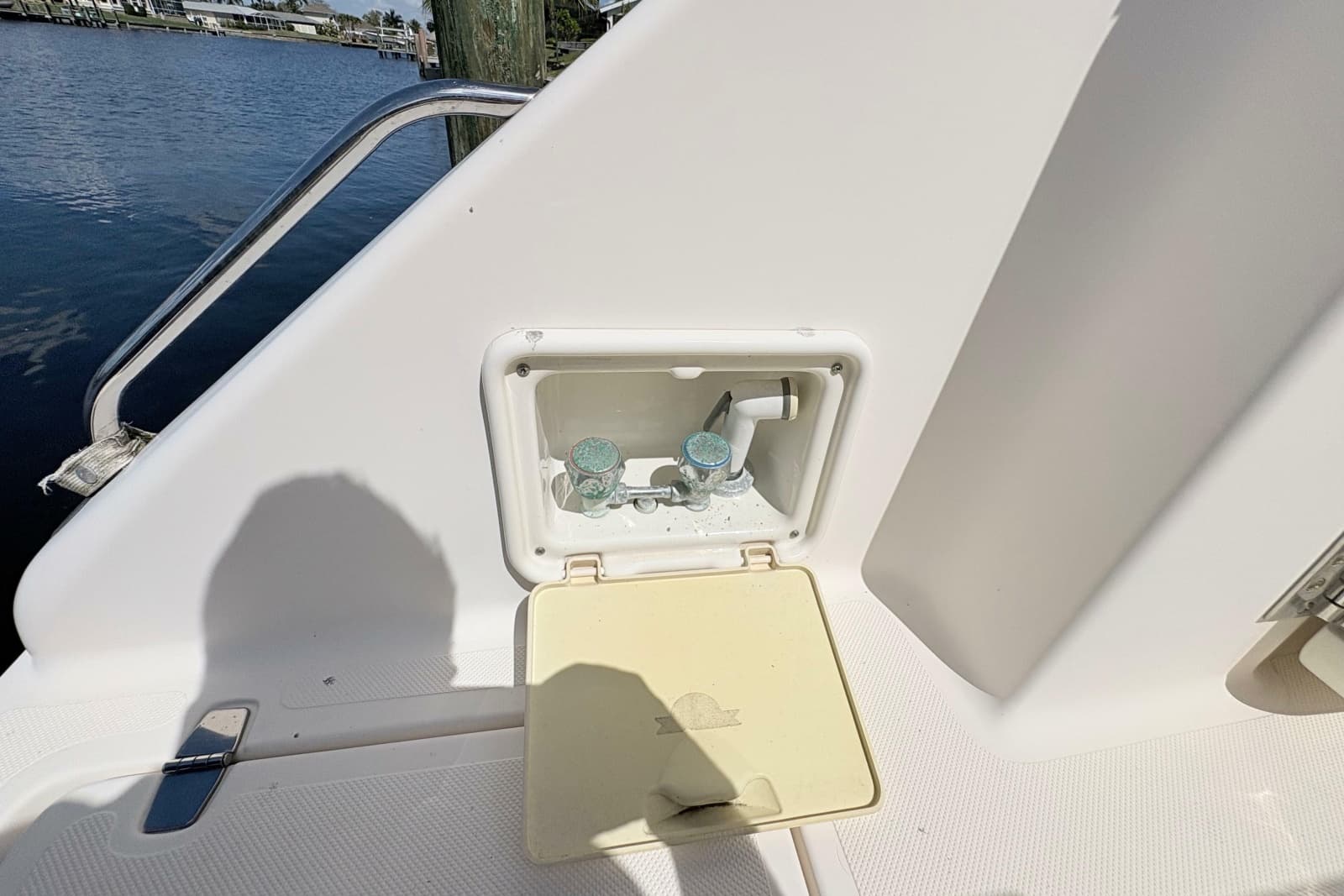 2011 Pursuit OS 375 Offshore