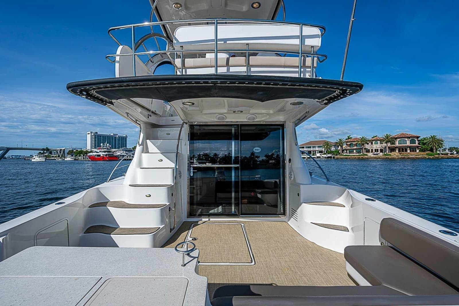 2010 Sea Ray 52 Sedan Bridge