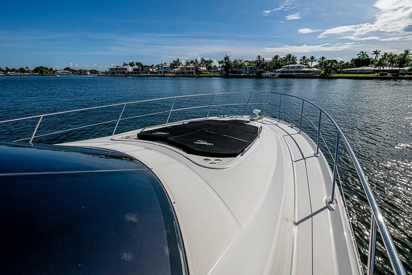 2010 Sea Ray 52 Sedan Bridge