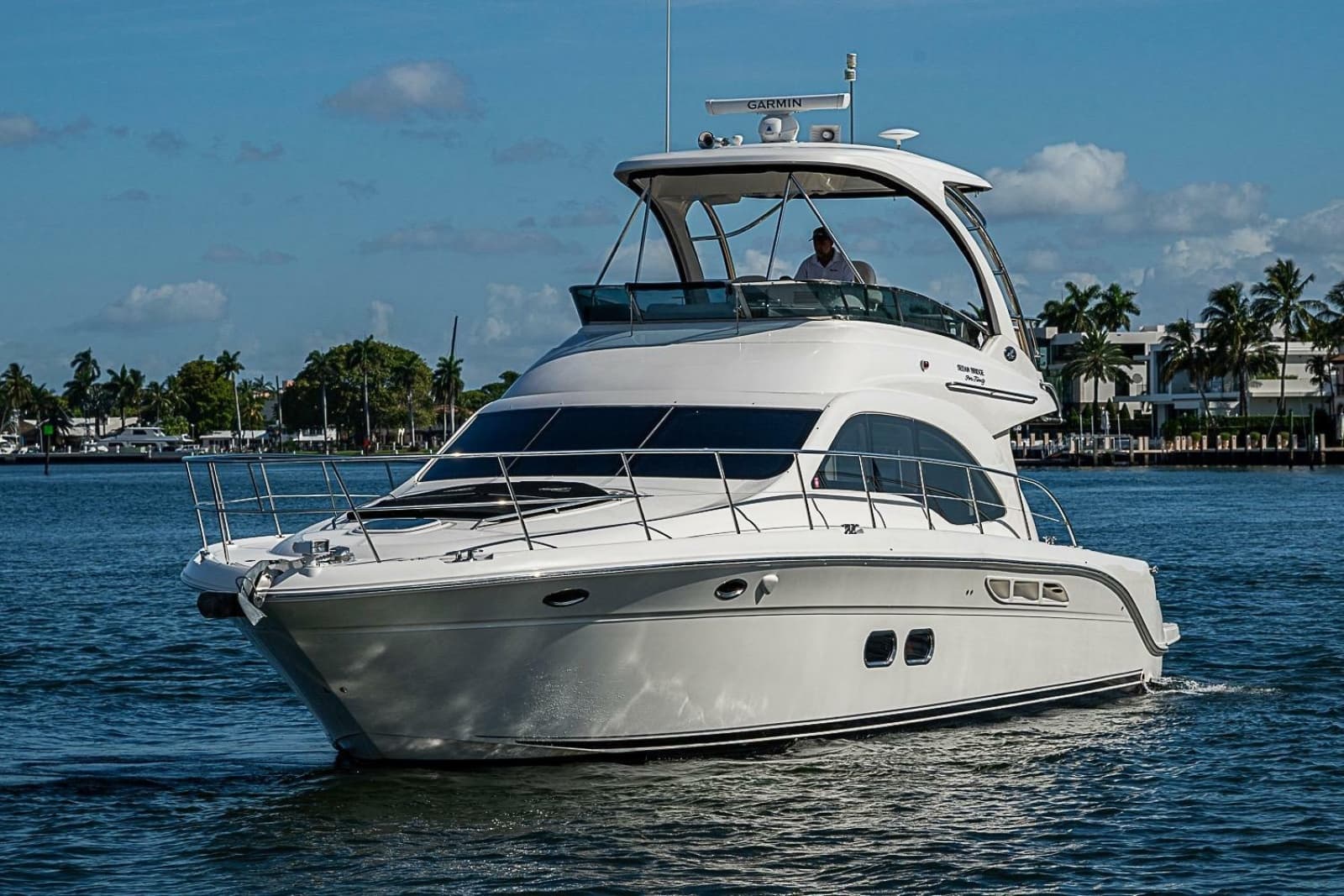 2010 Sea Ray 52 Sedan Bridge