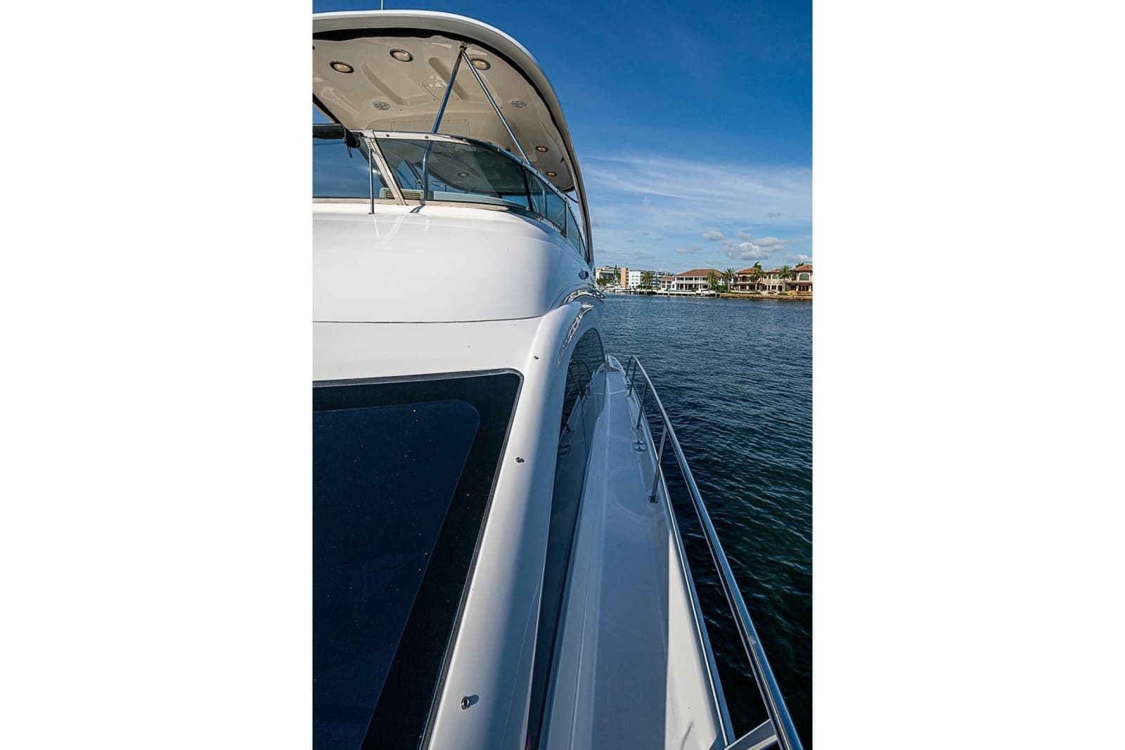 2010 Sea Ray 52 Sedan Bridge