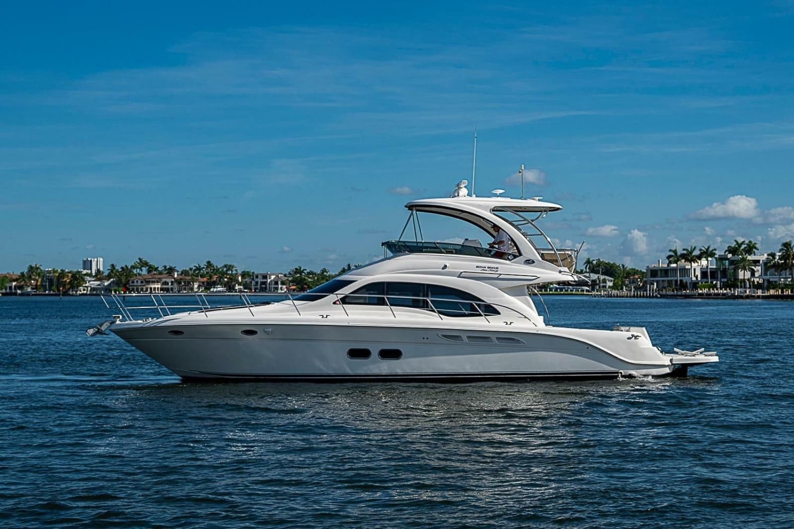 2010 Sea Ray 52 Sedan Bridge