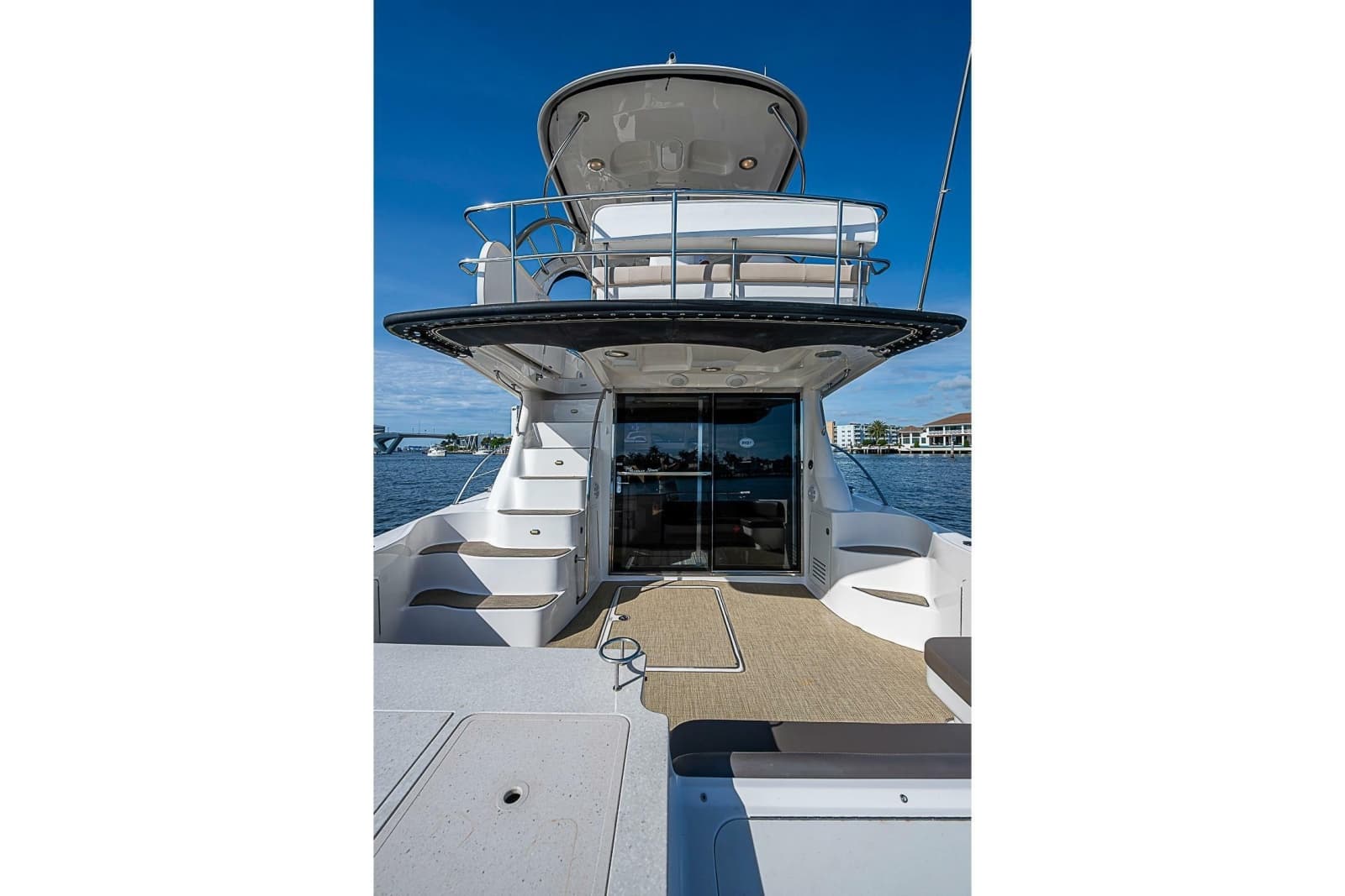 2010 Sea Ray 52 Sedan Bridge