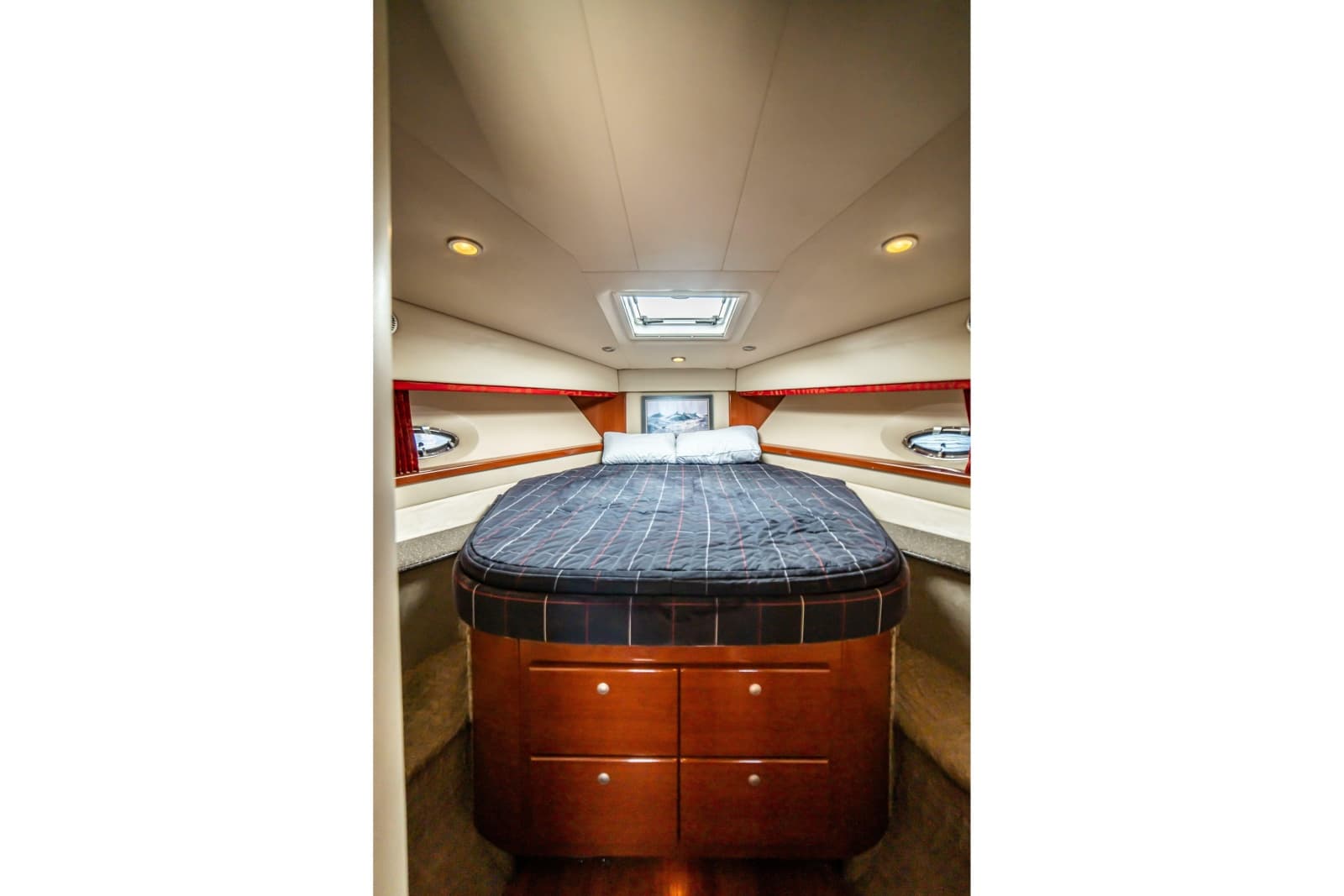 2008 Formula 45 Yacht