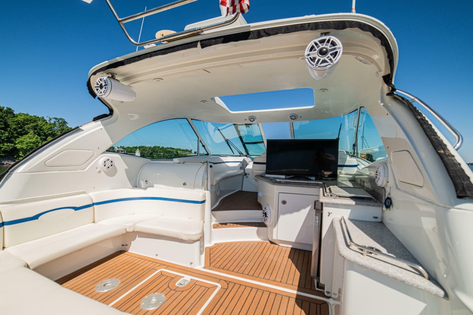 2008 Formula 45 Yacht