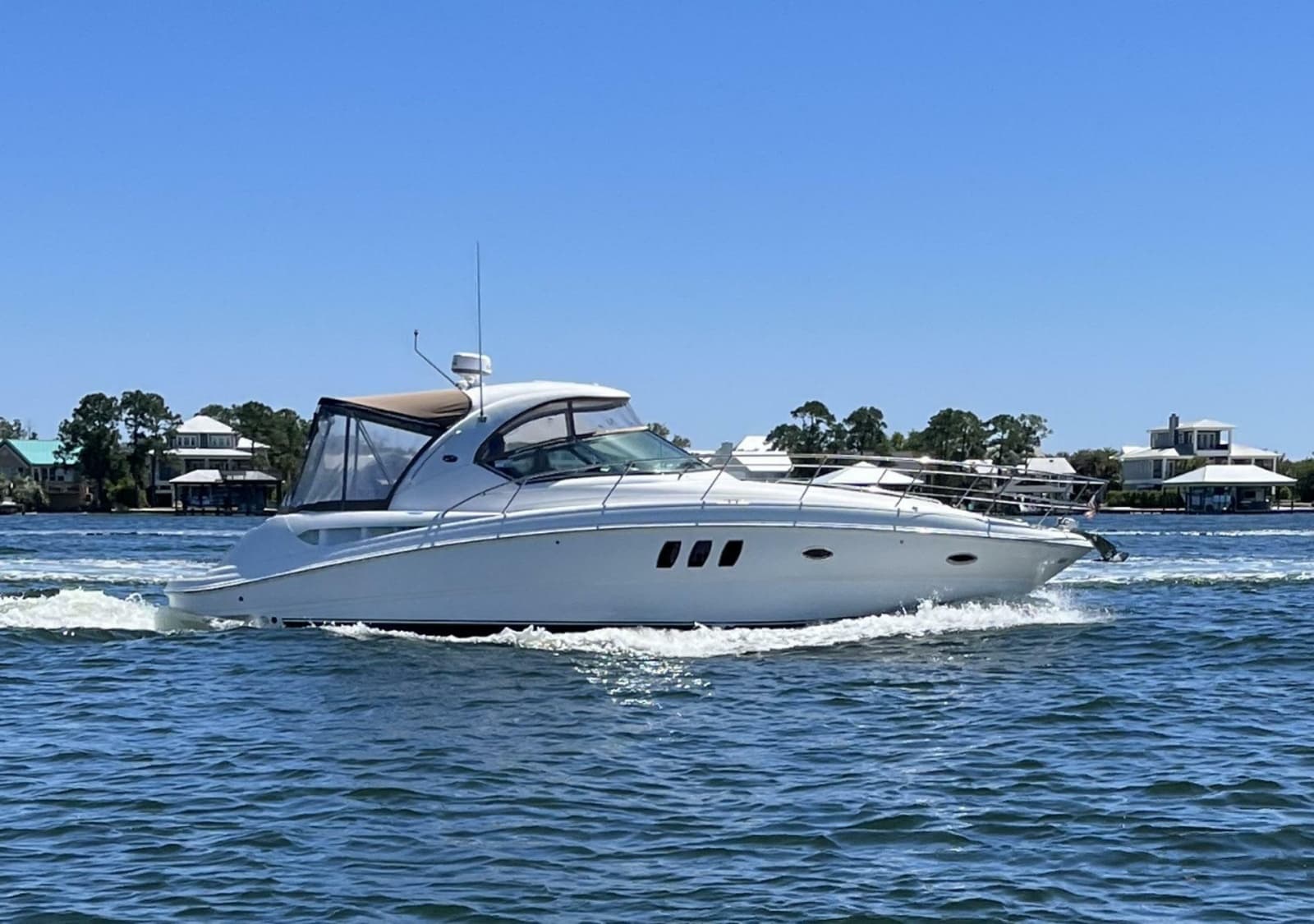 2006 Sea Ray 380 Sundancer
