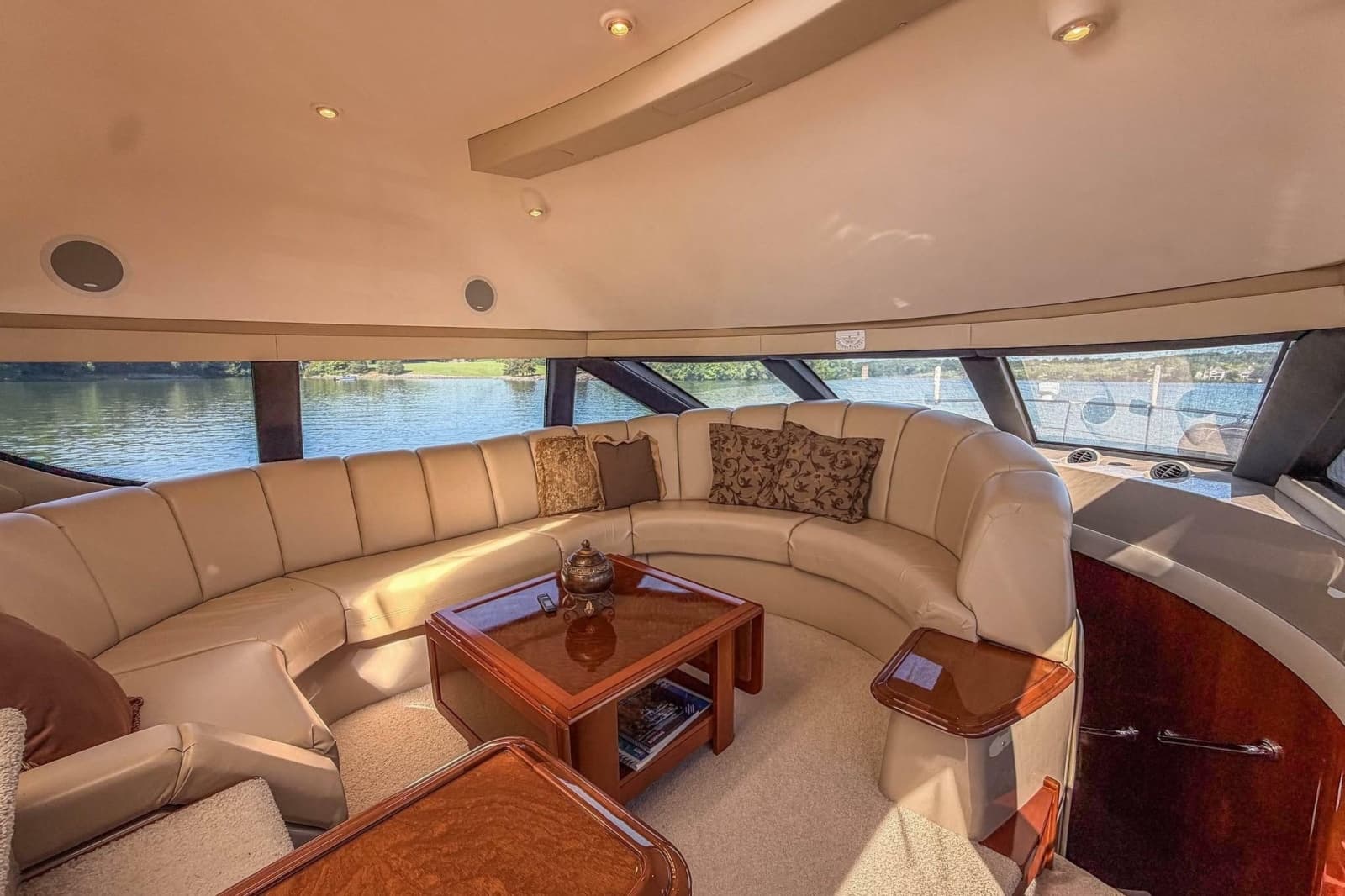 2005 Carver 570 Voyager Pilothouse