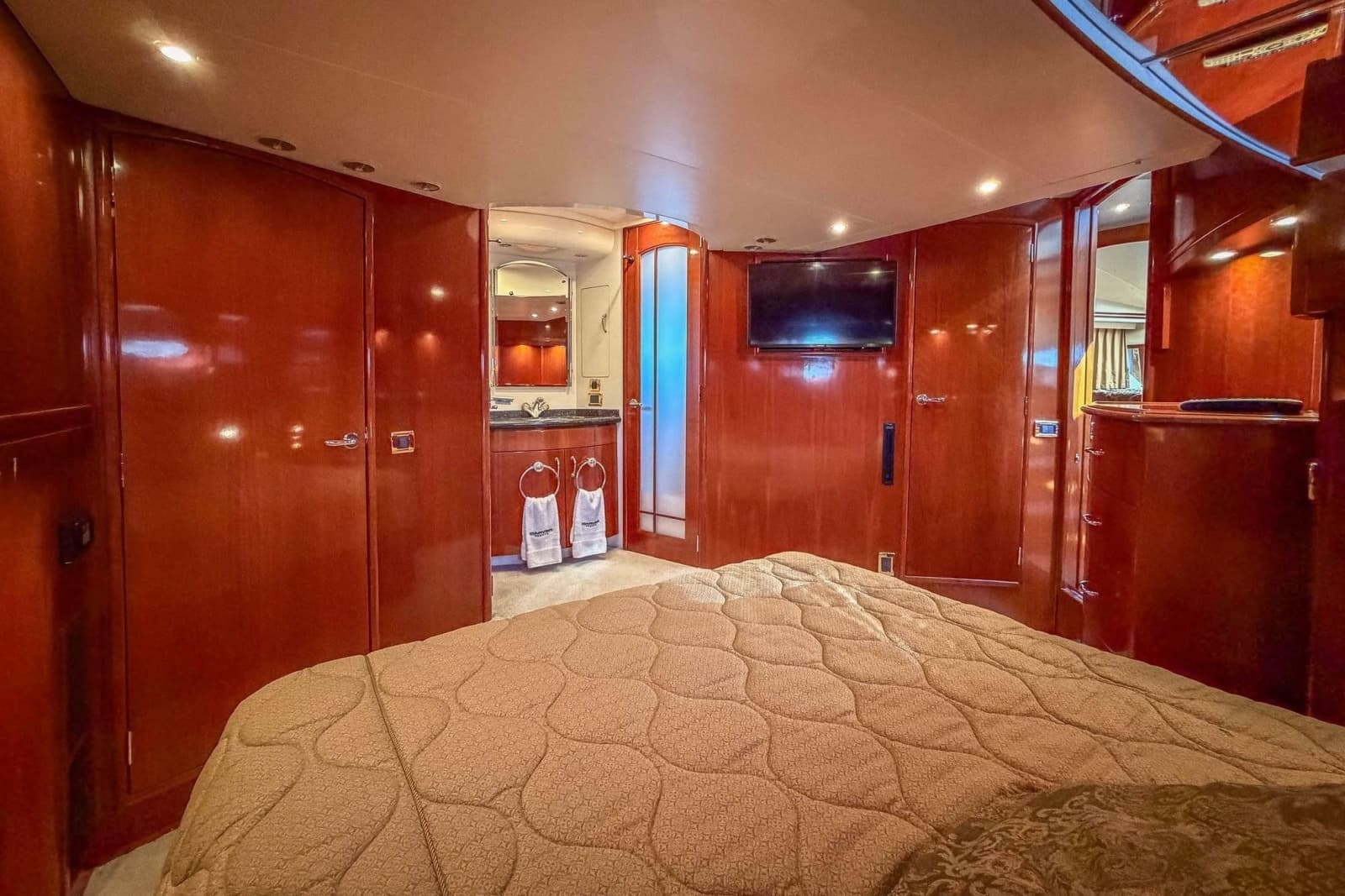 2005 Carver 570 Voyager Pilothouse