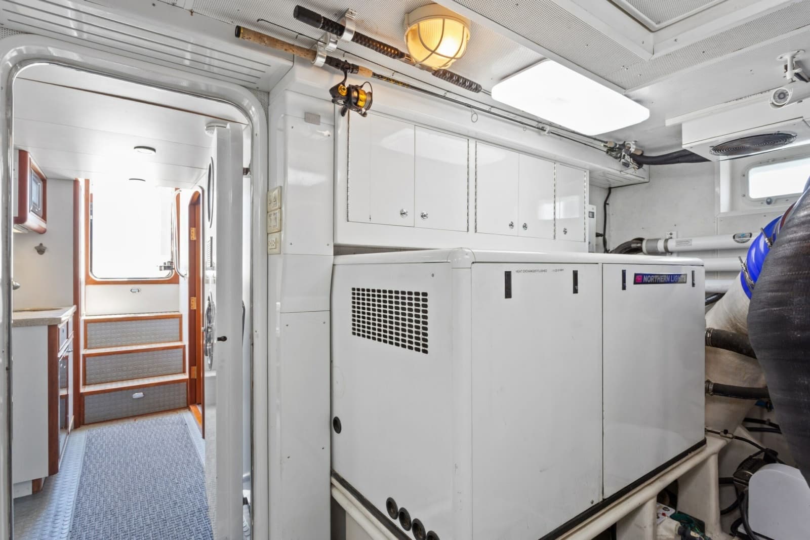 2005 Offshore Yachts 66 Pilot House