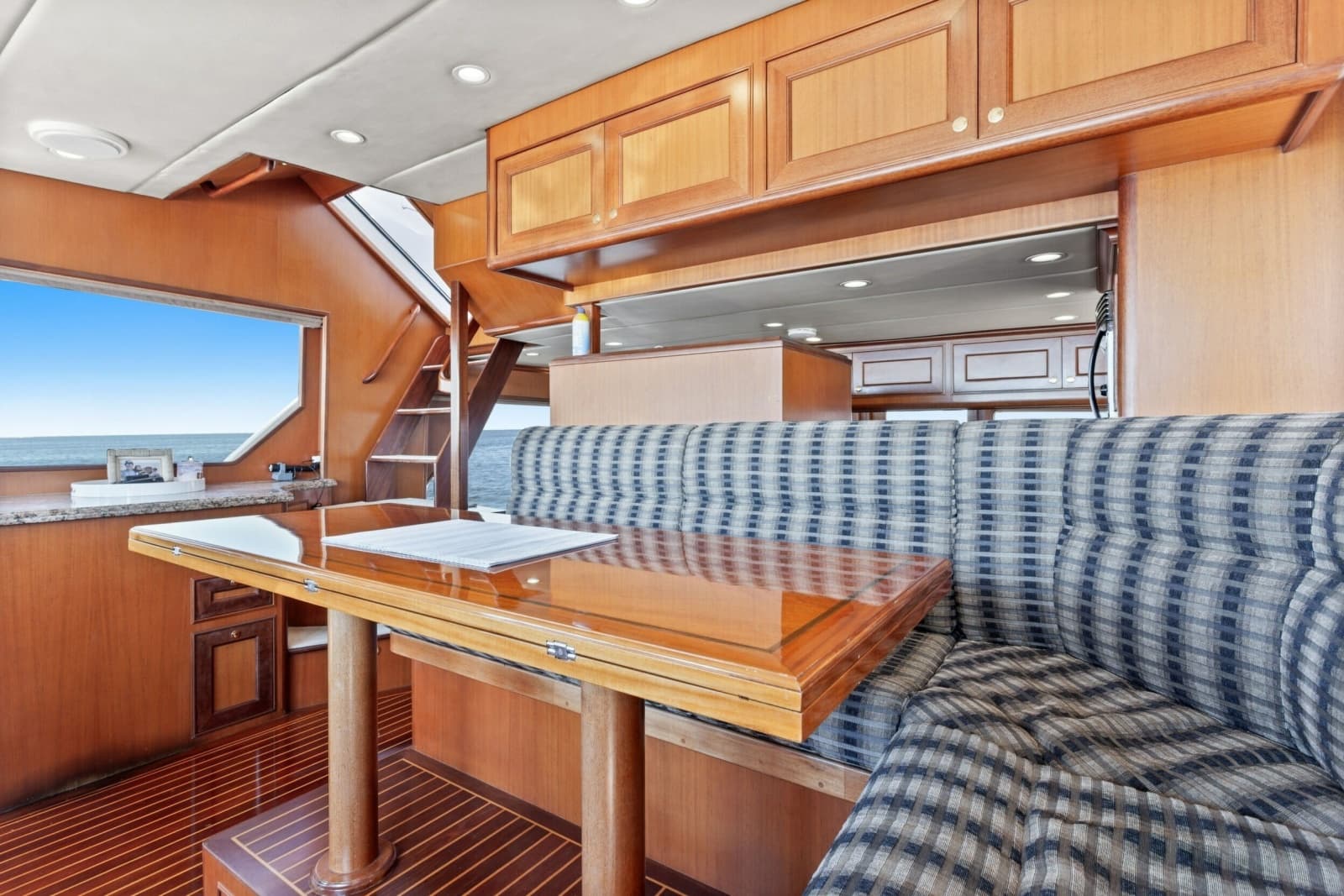 2005 Offshore Yachts 66 Pilot House