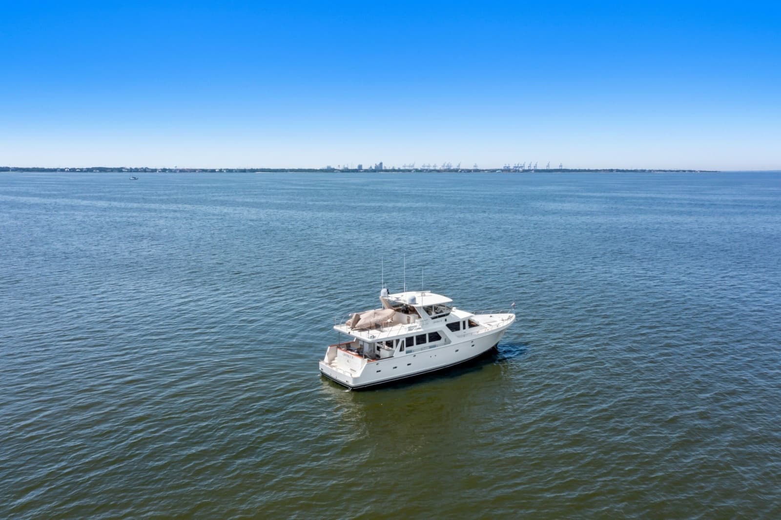 2005 Offshore Yachts 66 Pilot House