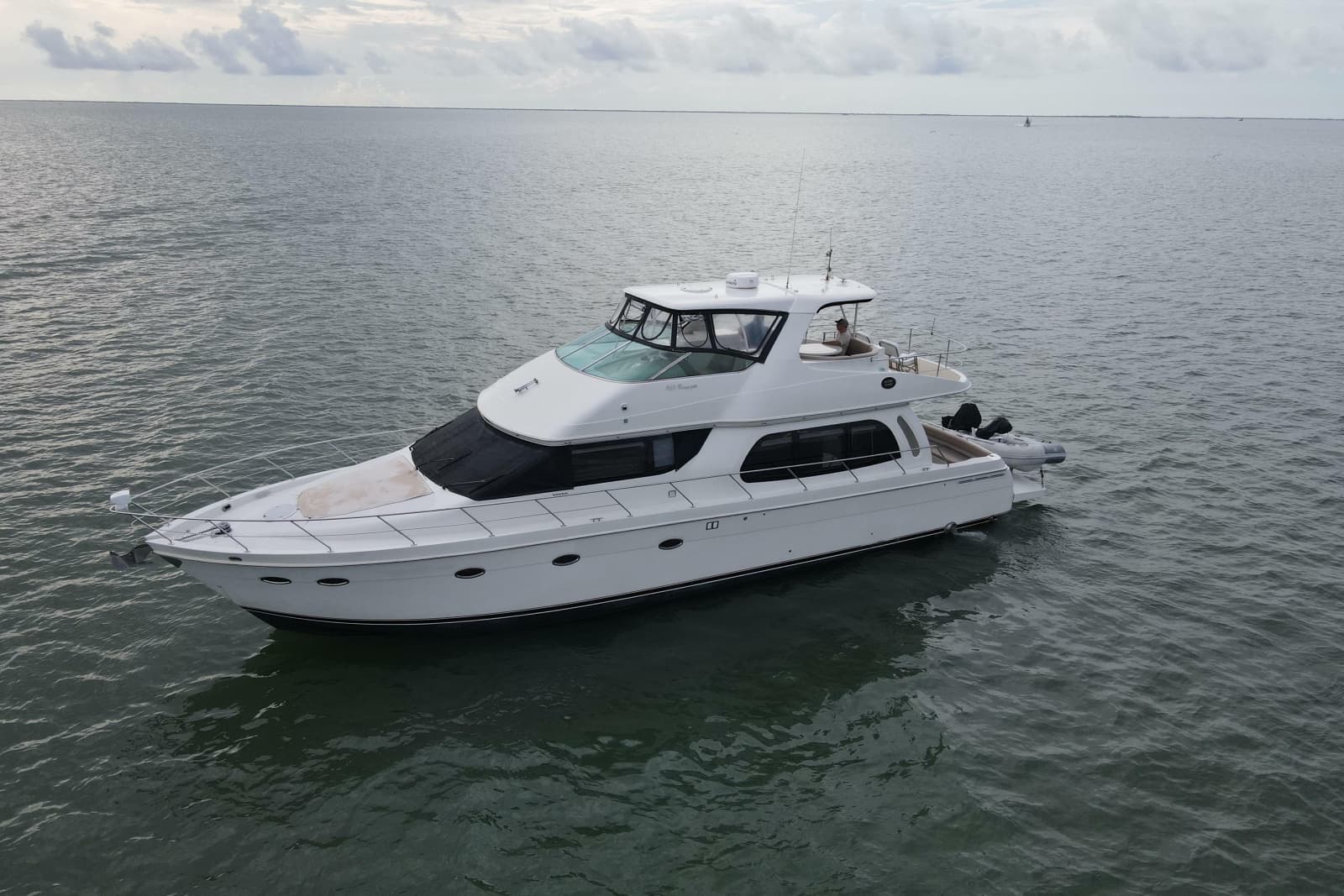 2004 Carver 560 Voyager