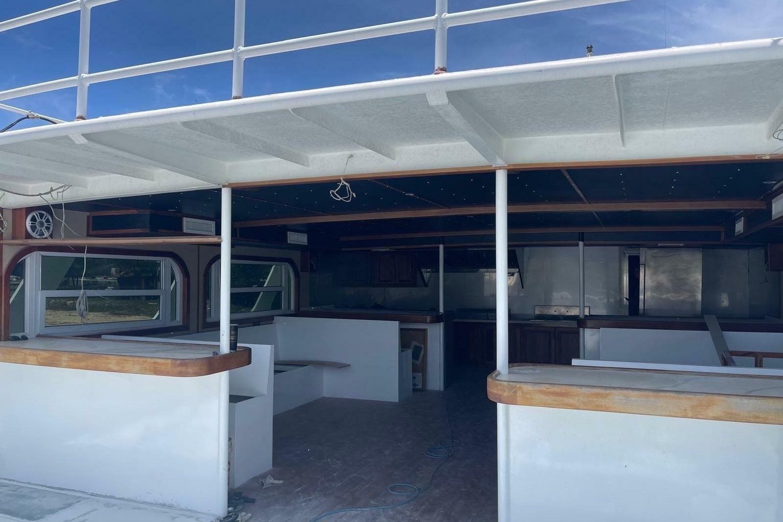 2004 Custom Supply Boat