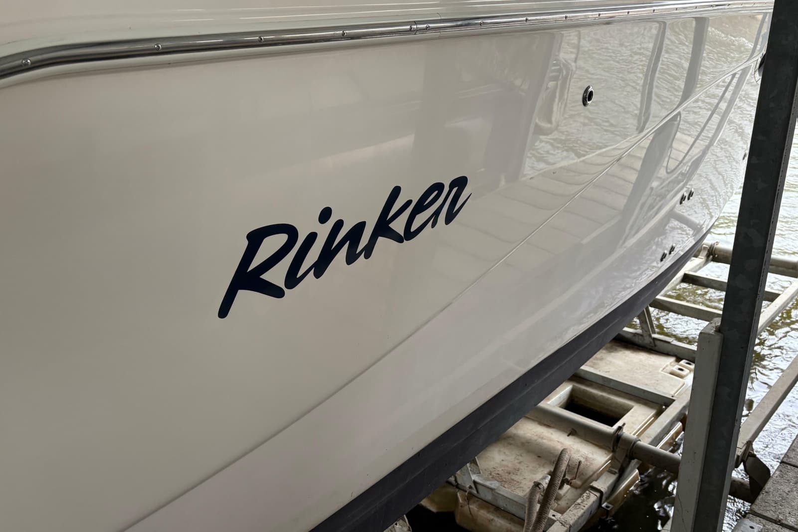 2003 Rinker Fiesta Vee 270