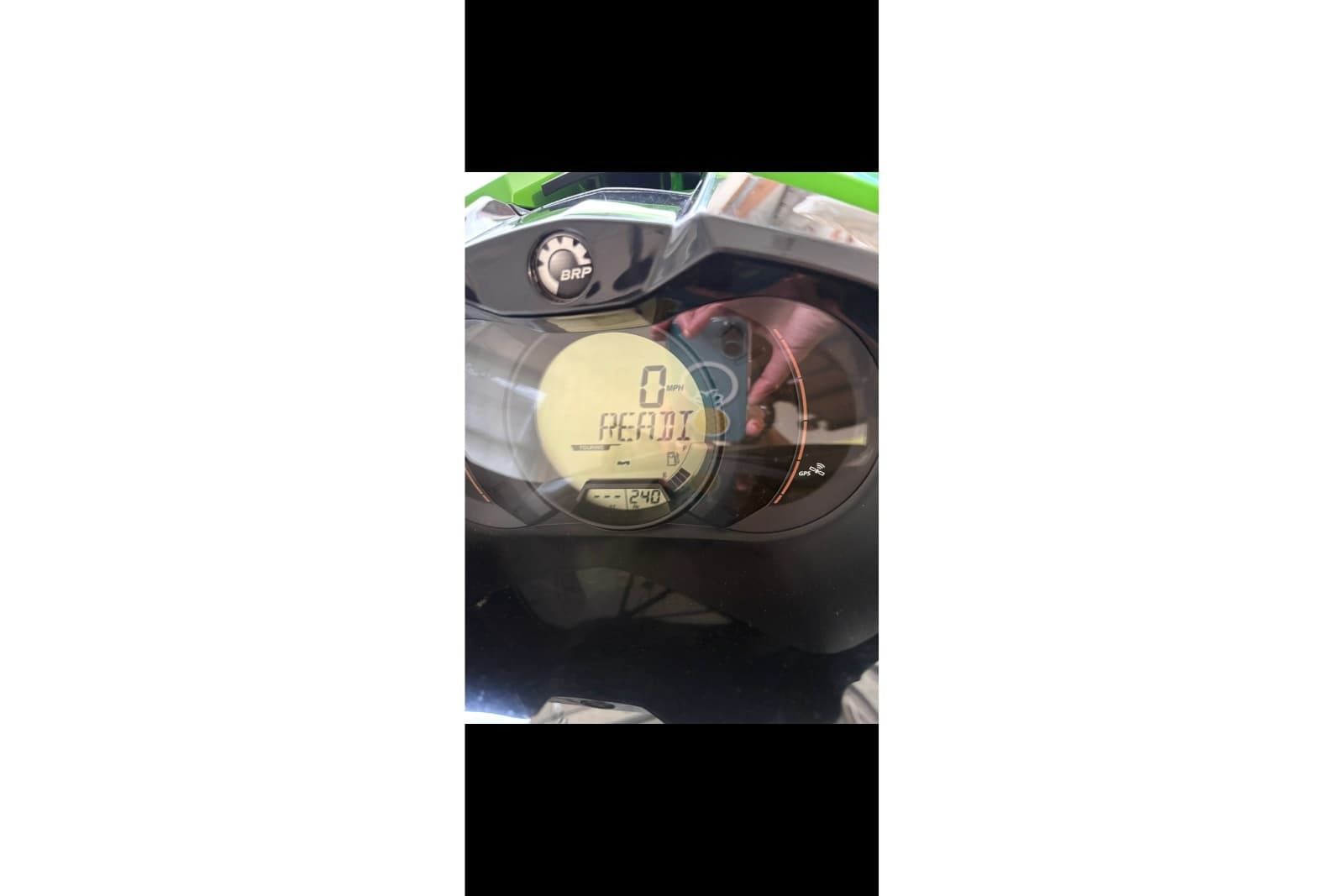 2003 Rinker Fiesta Vee 270
