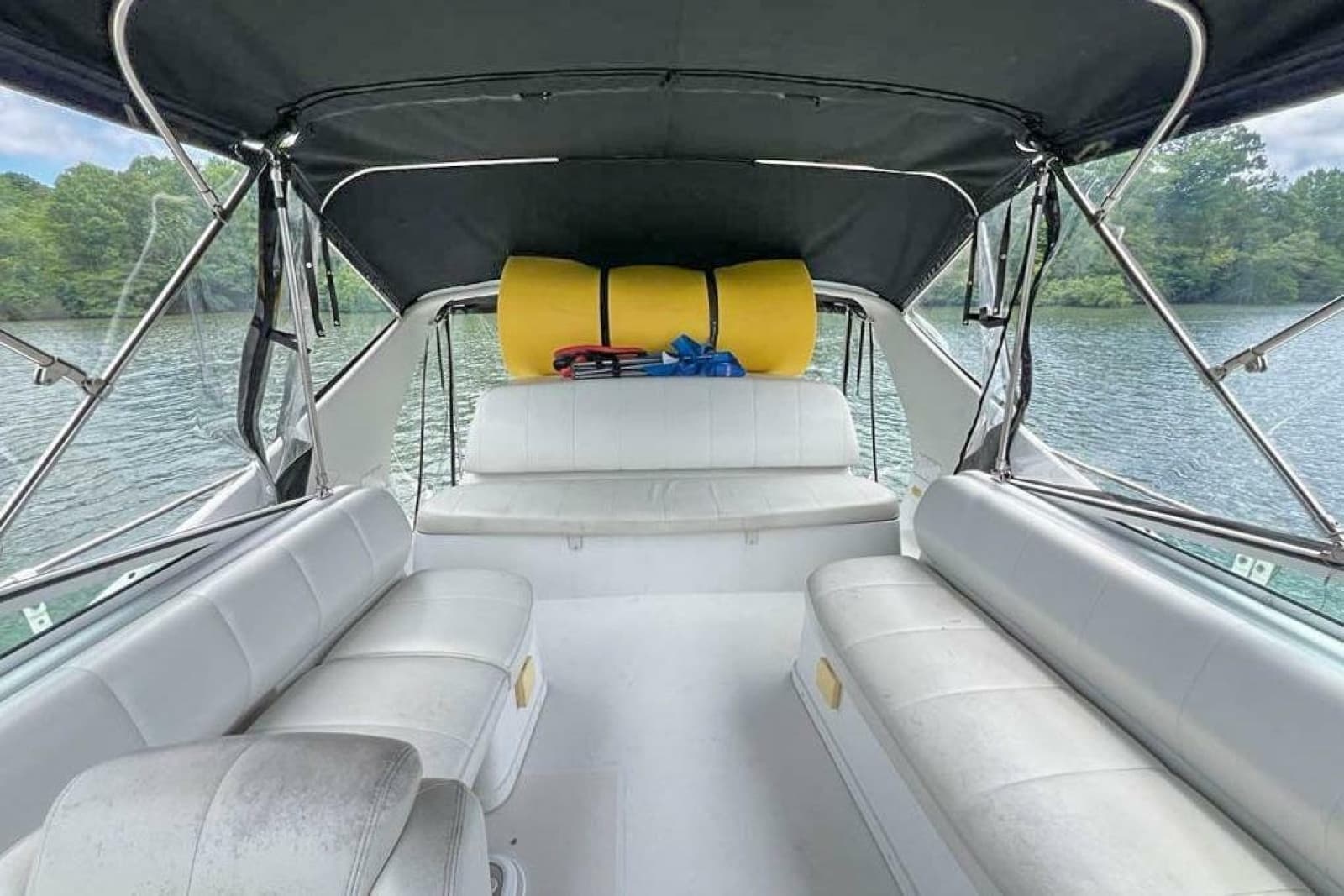 2002 Carver 350 Mariner