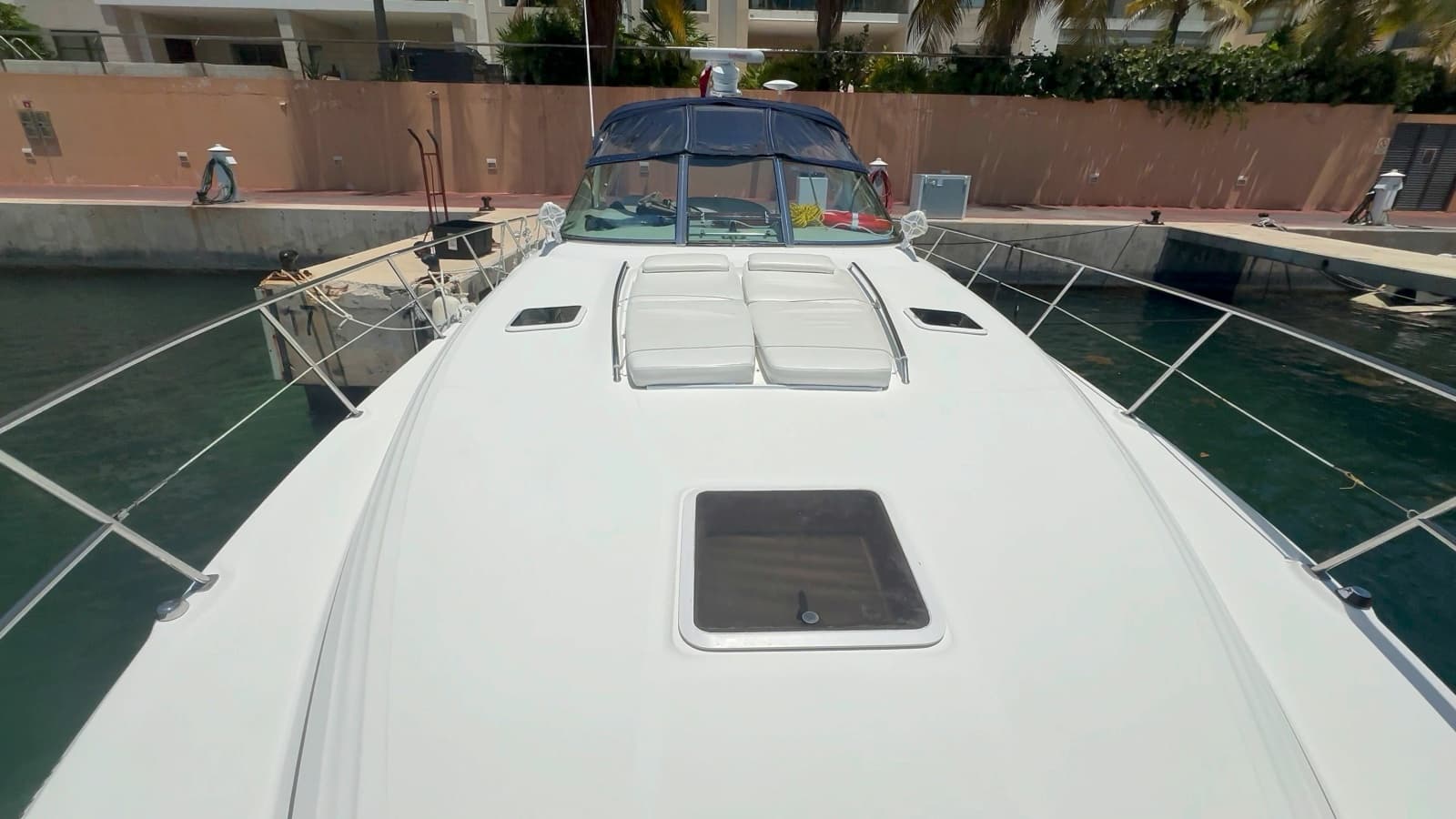 2002 Sea Ray 410 Express Cruiser