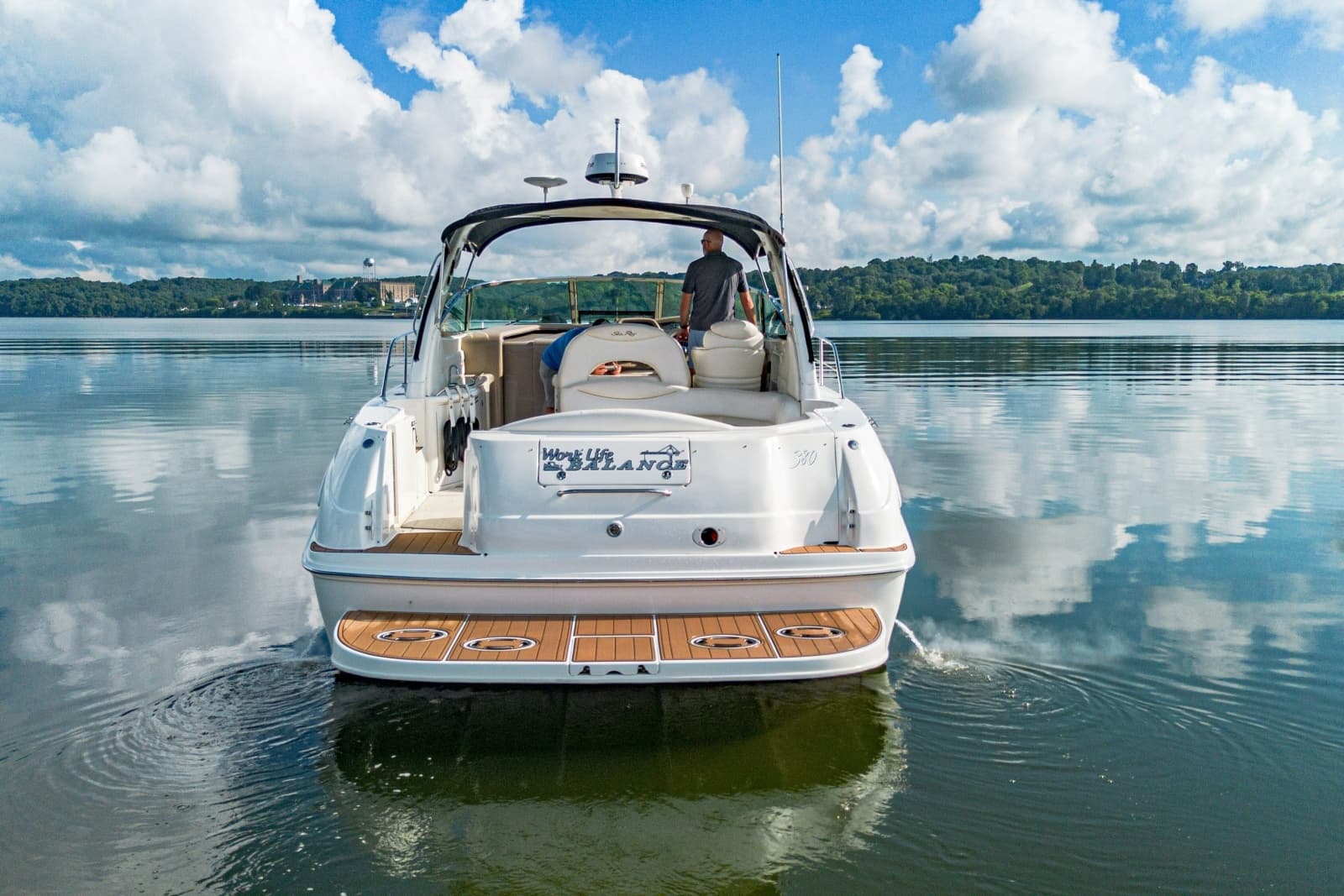 2001 Sea Ray 380 Sundancer