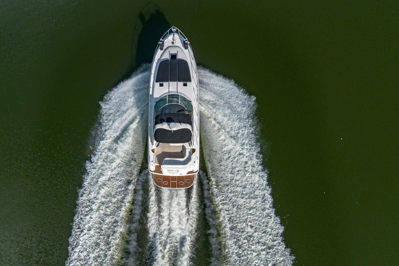 2001 Sea Ray 380 Sundancer