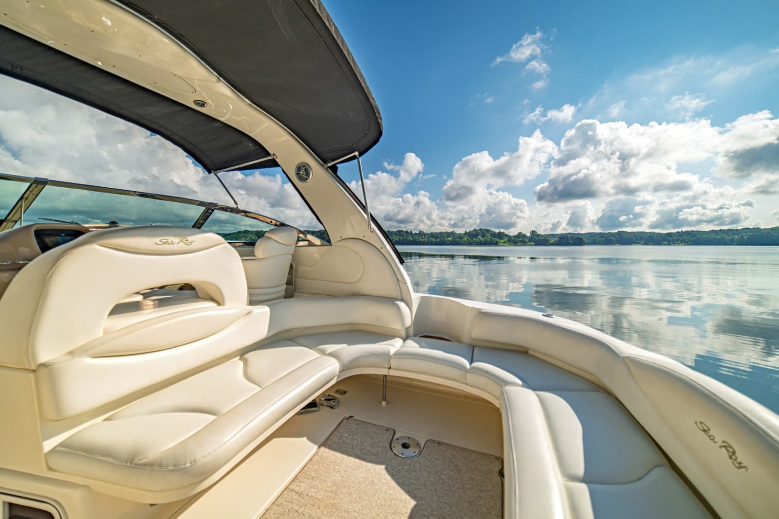 2001 Sea Ray 380 Sundancer
