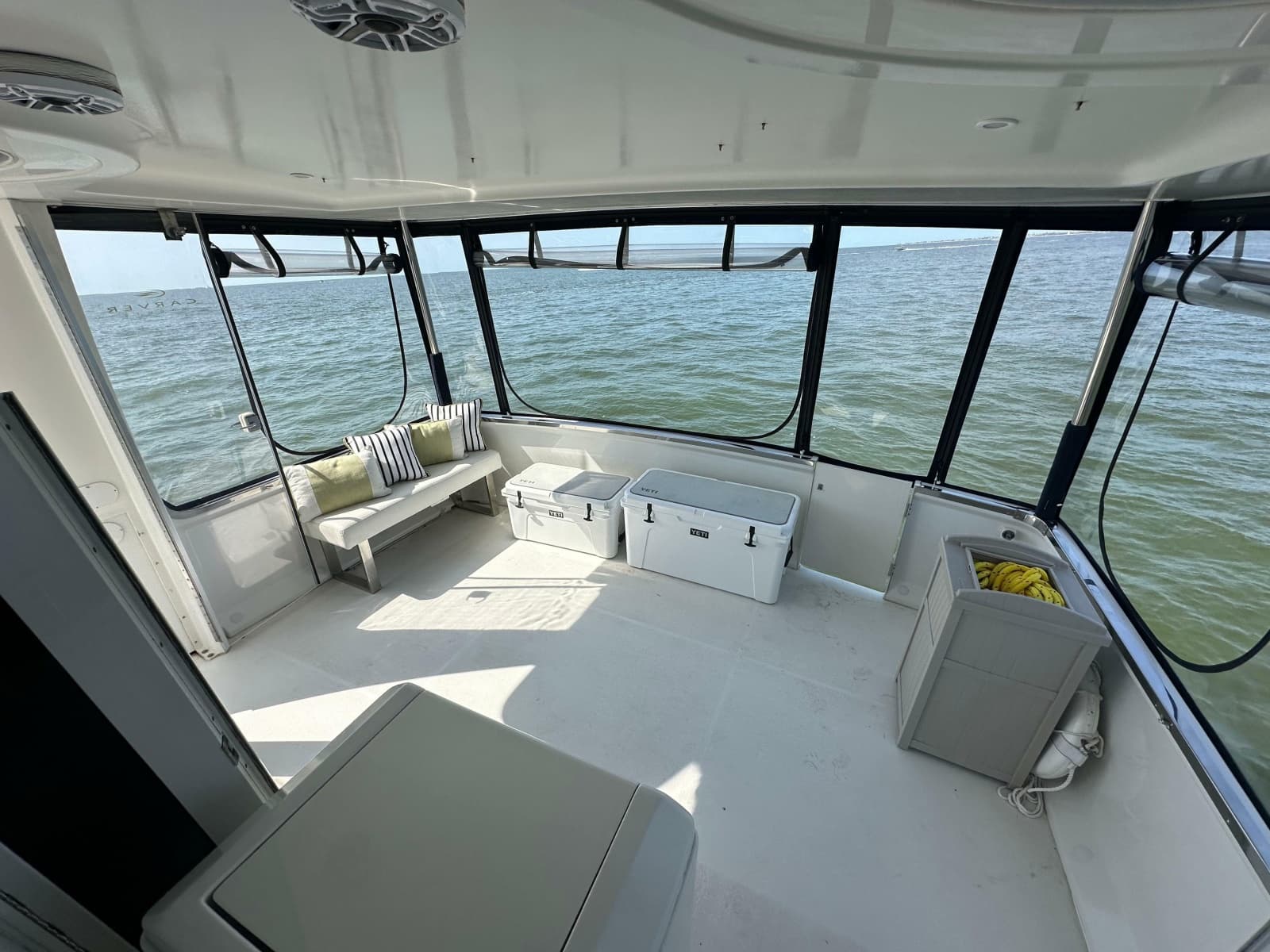 2000 Carver 406 Aft Cabin Motor Yacht